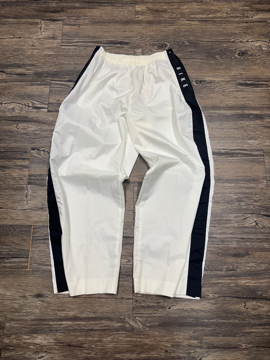 VTG 00’s NIKE TRACK PANTS (L-XL)
