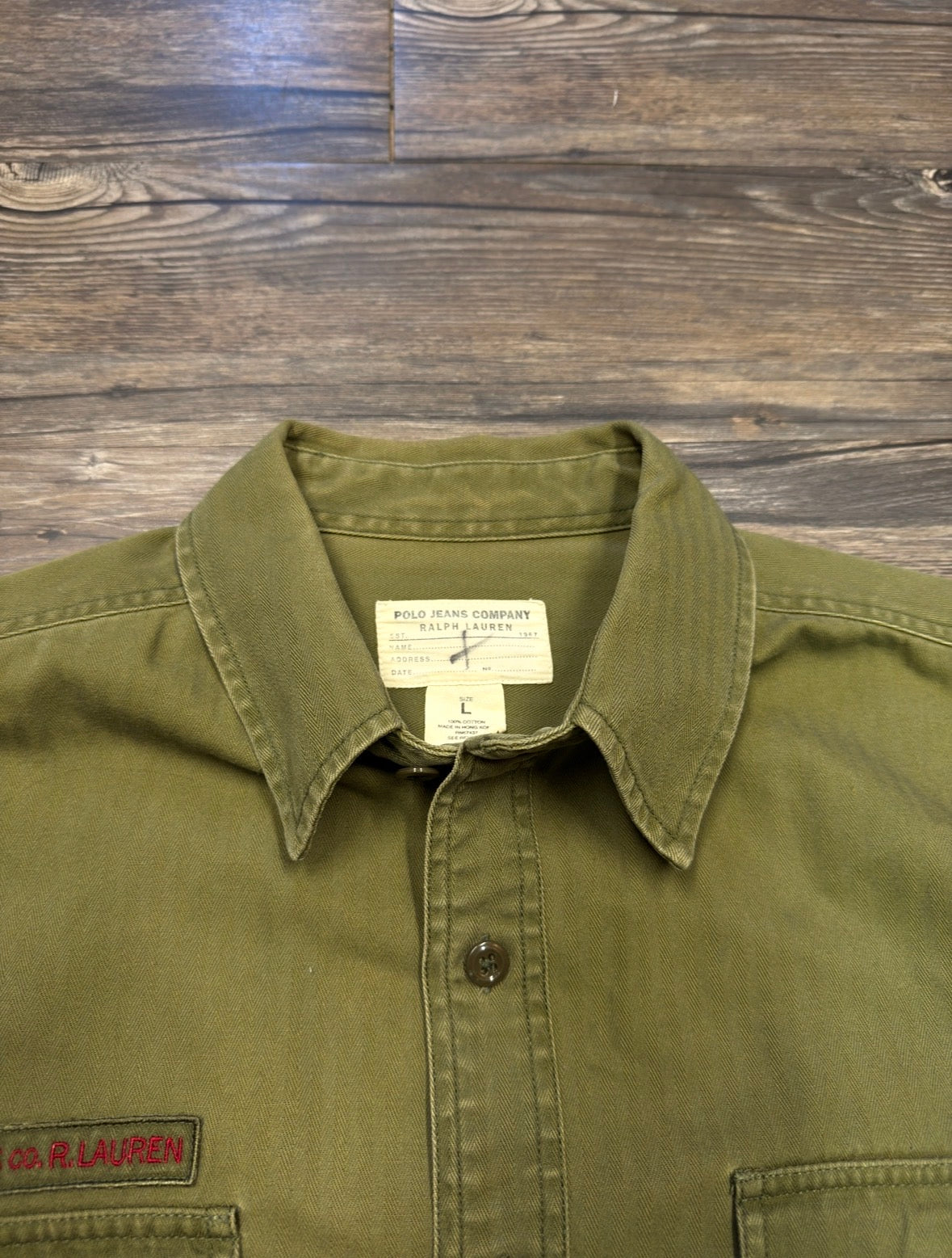 POLO JEANS CO. HERRINGBONE TWILL FATIGUE BUTTON UP (L)