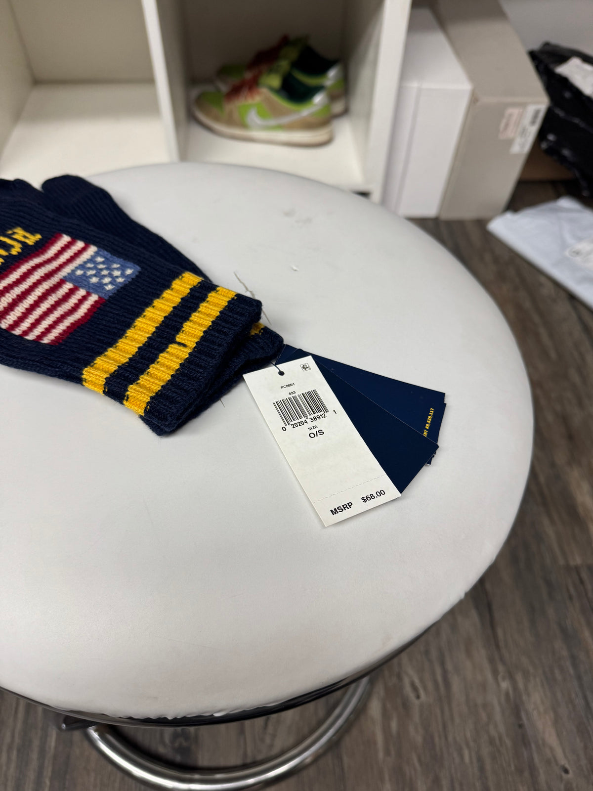POLO RALPH LAUREN AMERICAN FLAG GLOVES (OS)