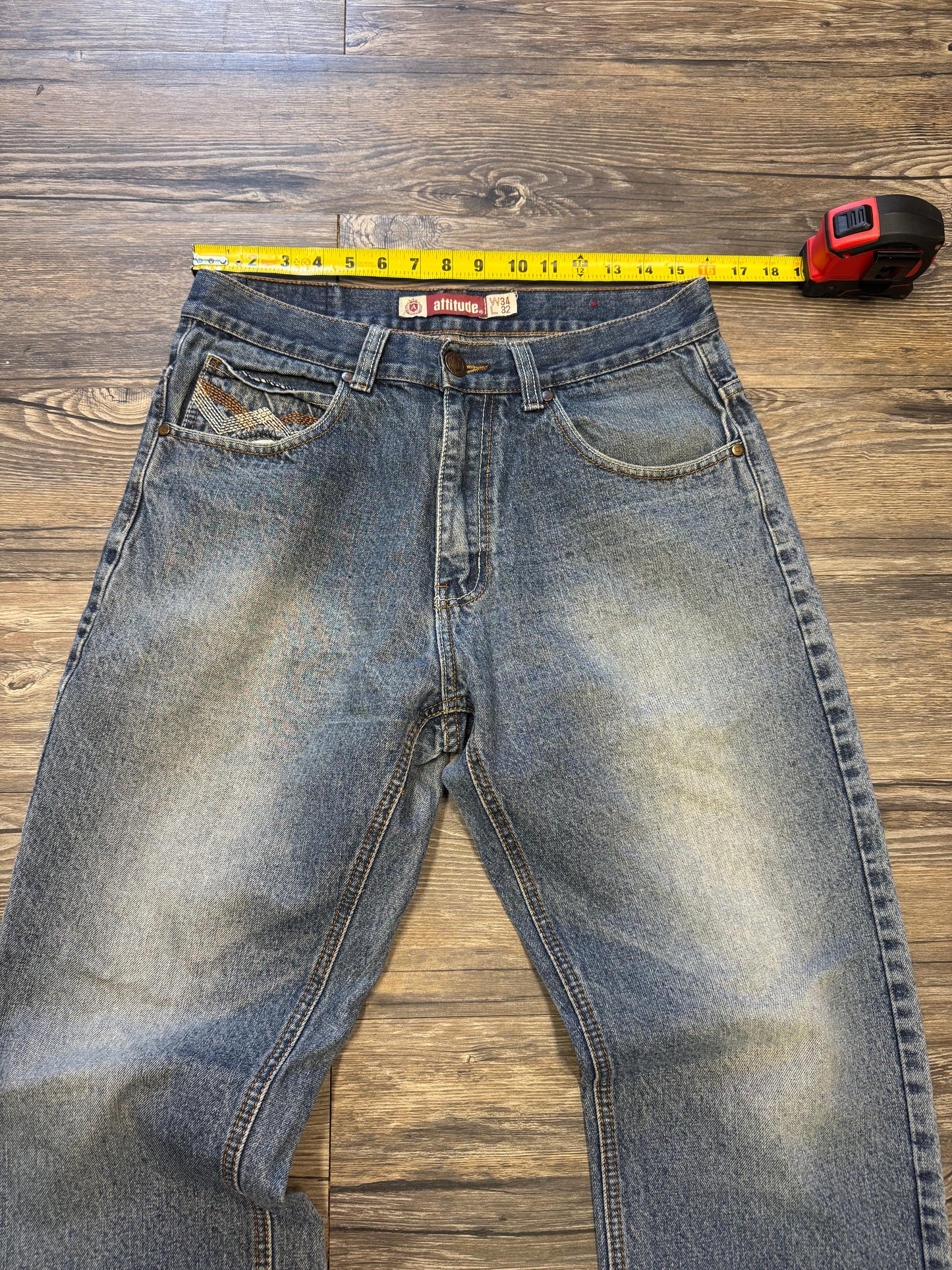 ATTITUDE BOOTCUT EMBROIDERED FADED JEANS (34x32)