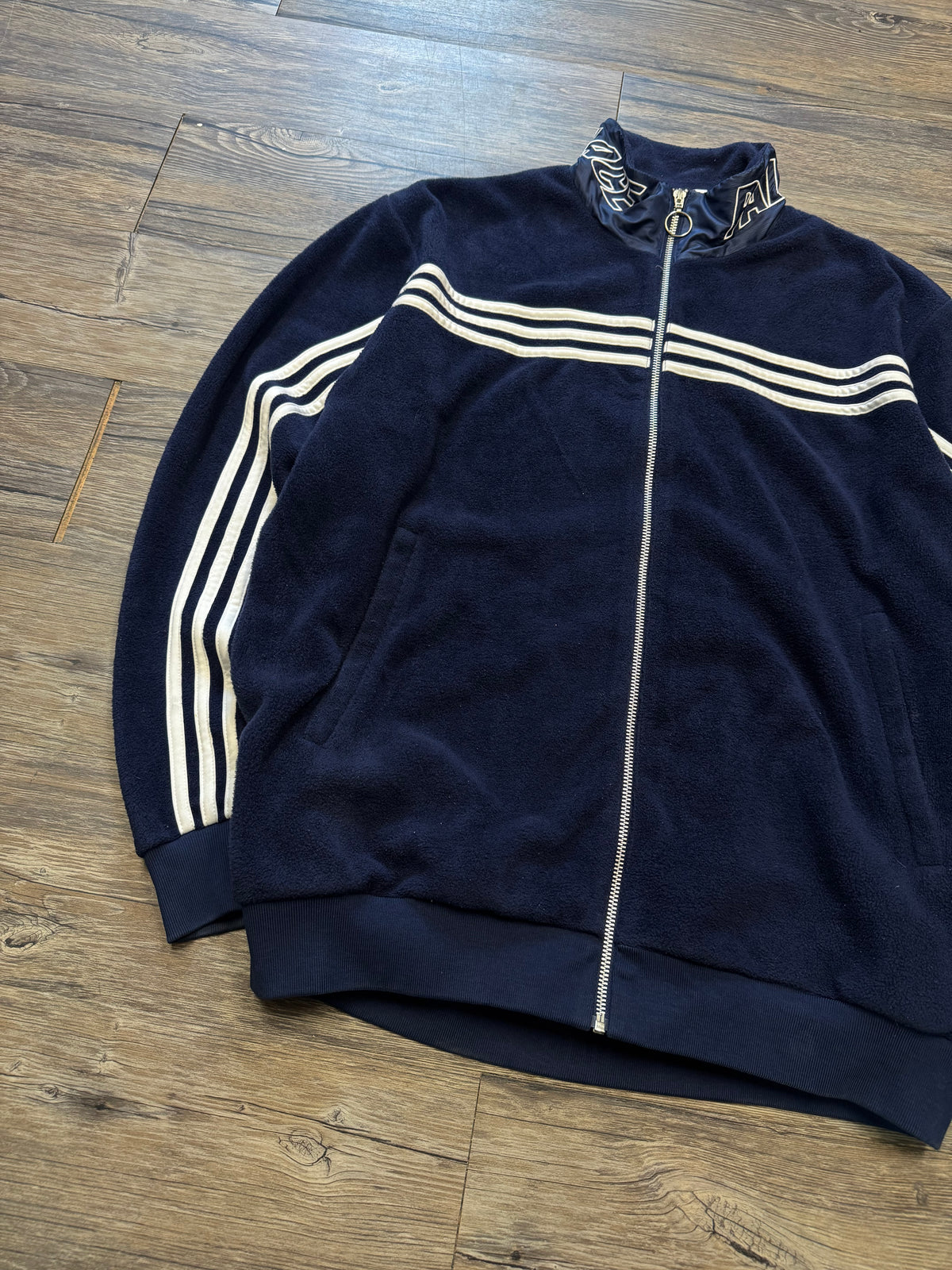 PALACE X ADIDAS VELOUR TRACK JACKET (L)