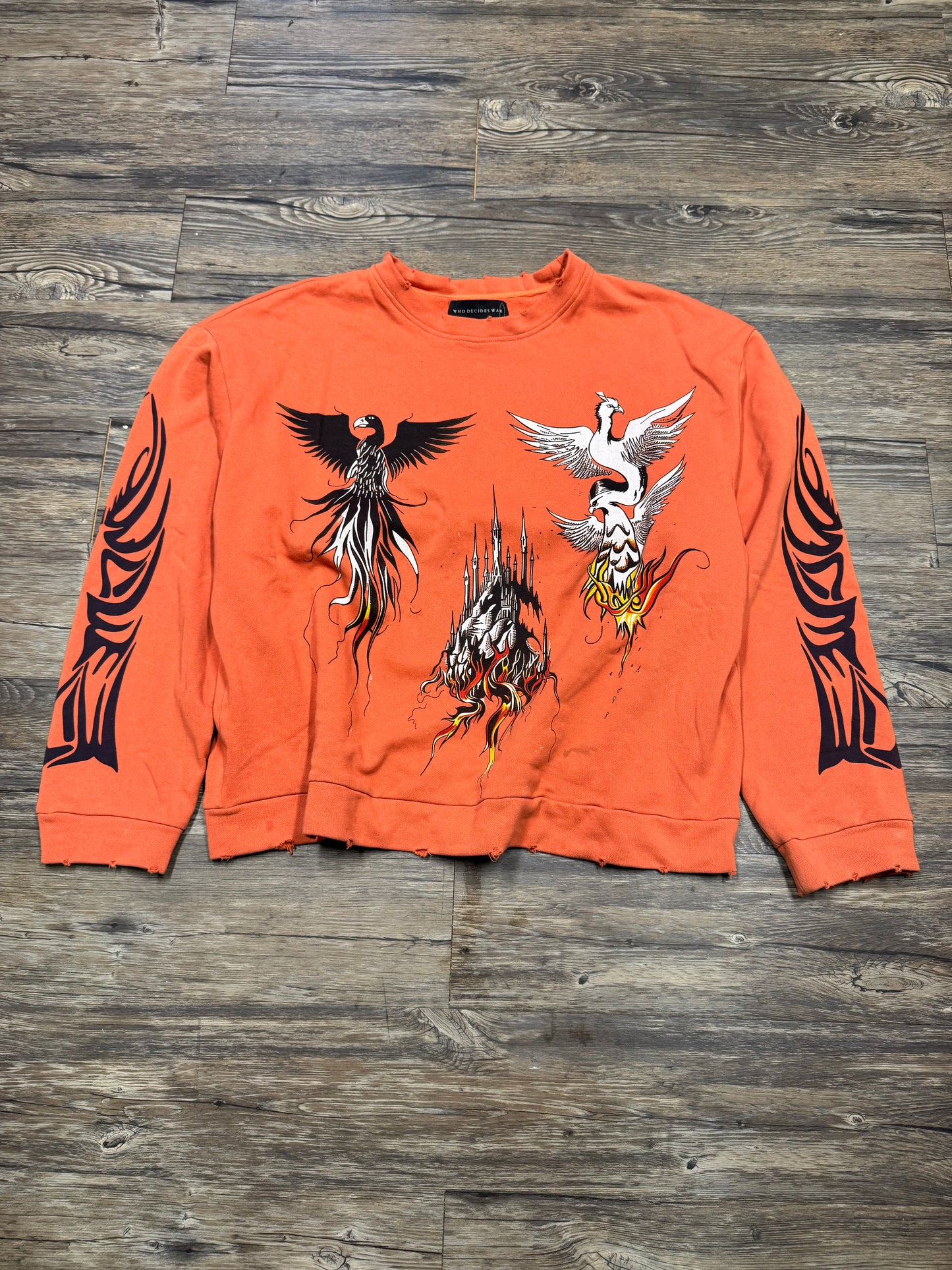 WHO DECIDES WAR TRIBAL CREWNECK (M)