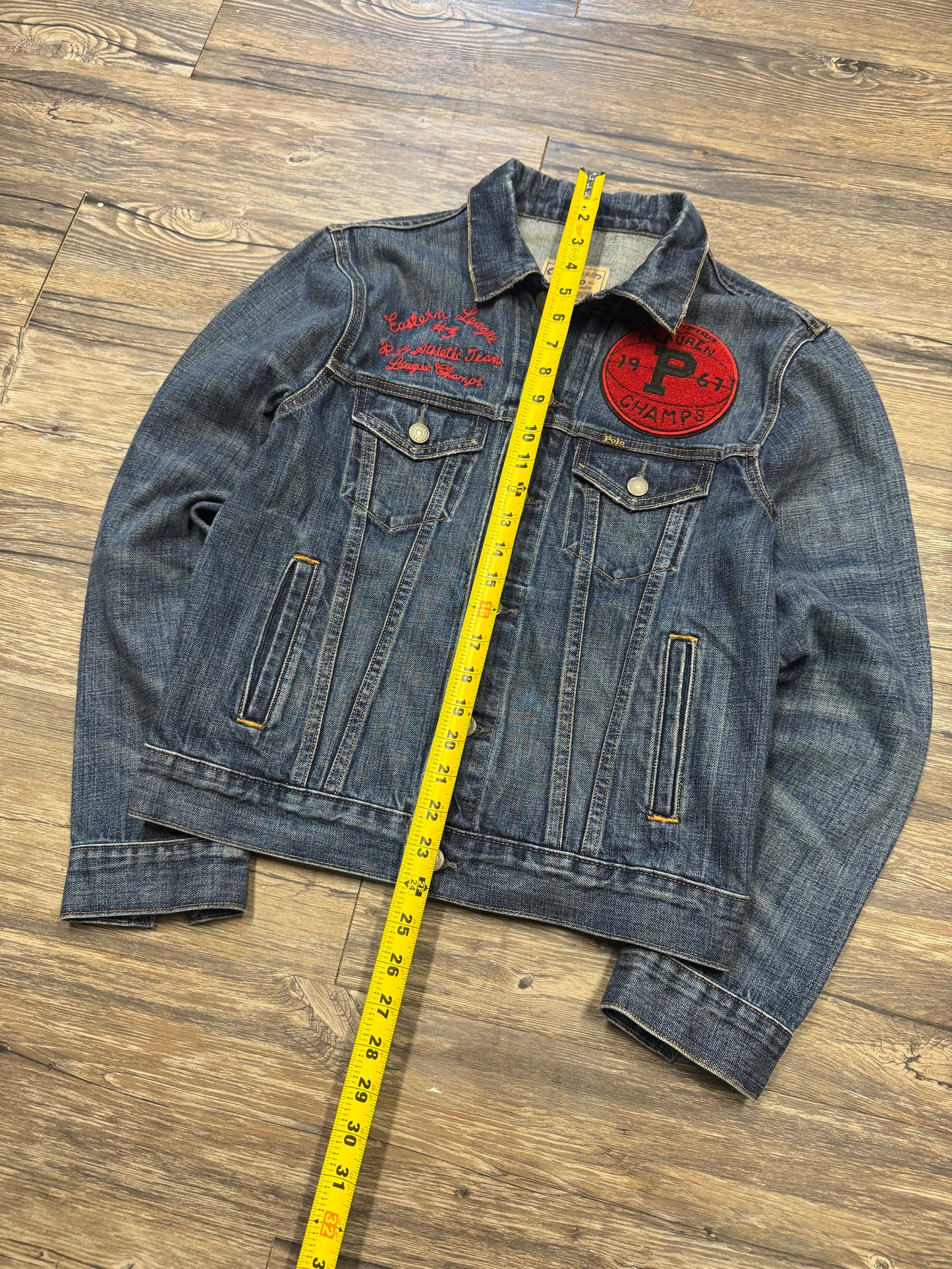 POLO RALPH LAUREN TIGER EASTERN LEAGUE DENIM TRUCKER JACKET (S)