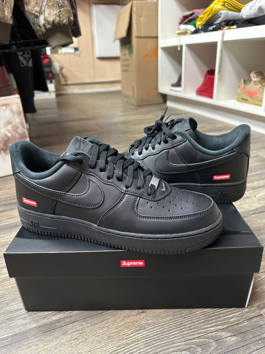 SUPREME AIR FORCE 1 BLACK (10.5)