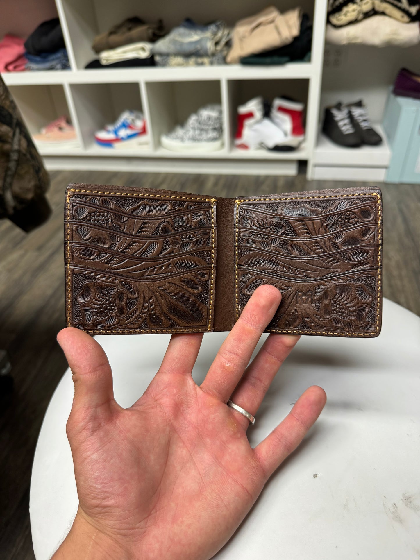 RRL by RALPH LAUREN HAND TOOLED LEATHER BIFOLD WALLET (OS)