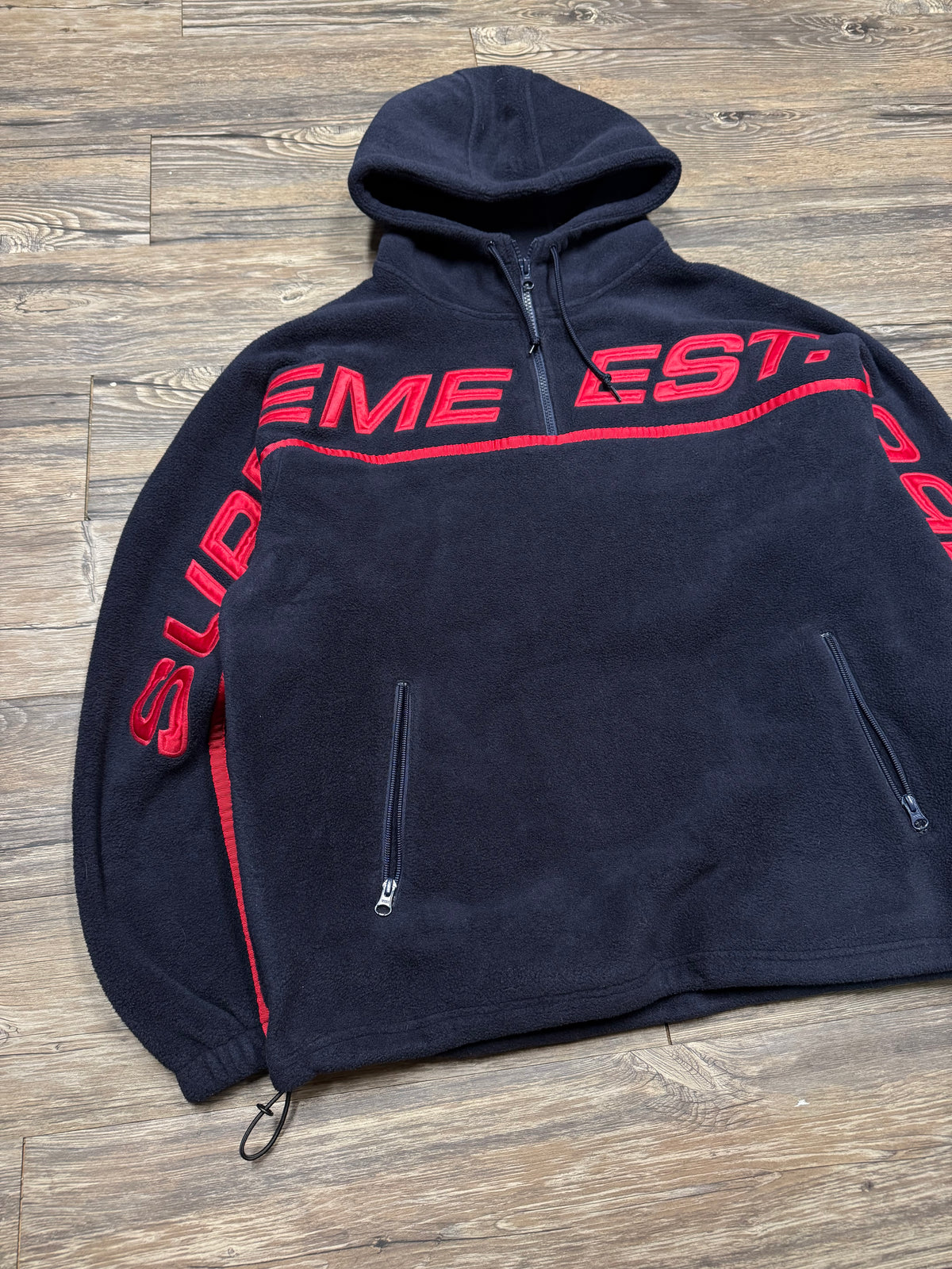 SUPREME QUARTER-ZIP HOODED FLEECE (L)