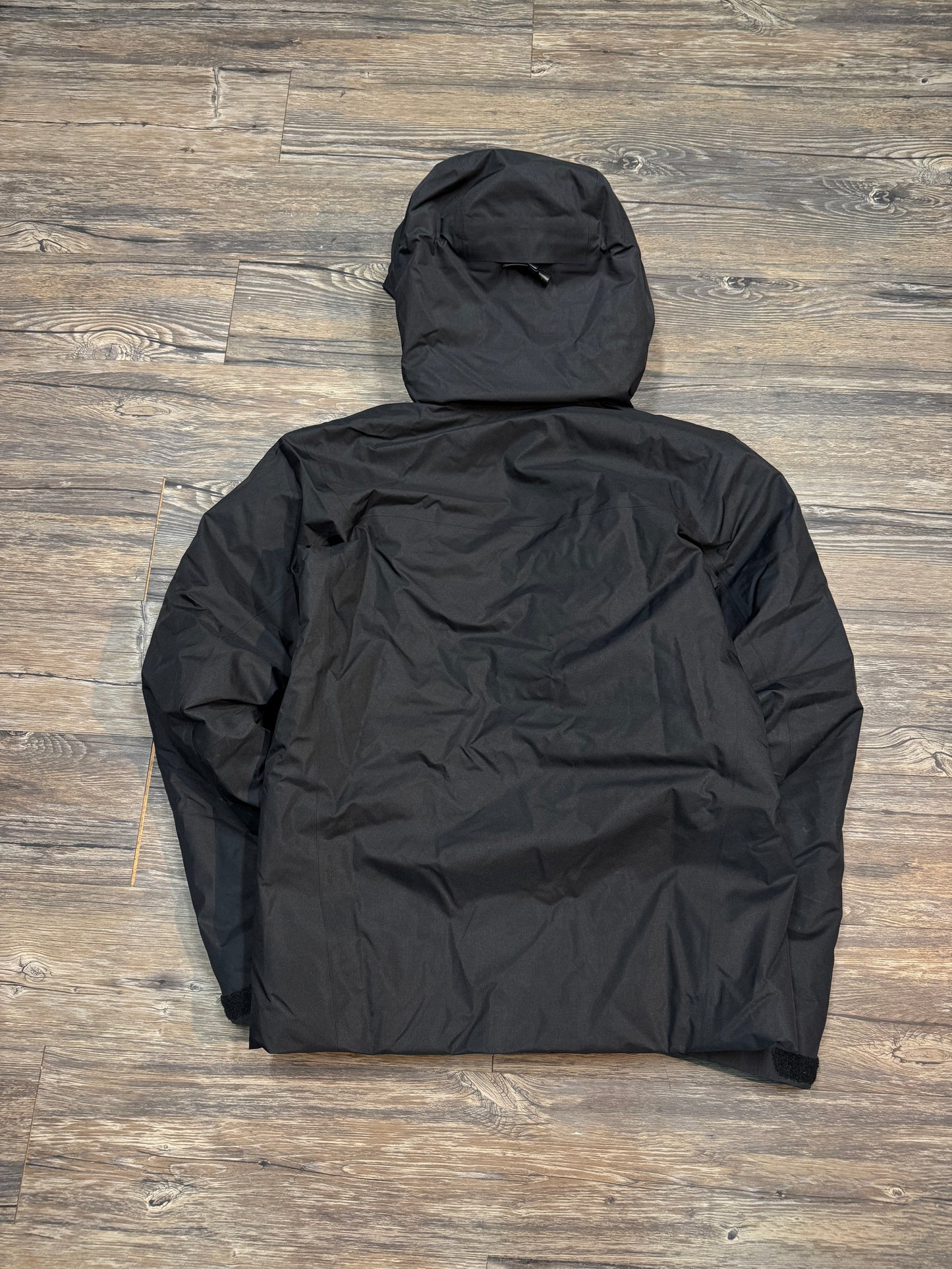 ARCTERYX MACAI INSULATED ZIP-UP JACKET (SMALL)