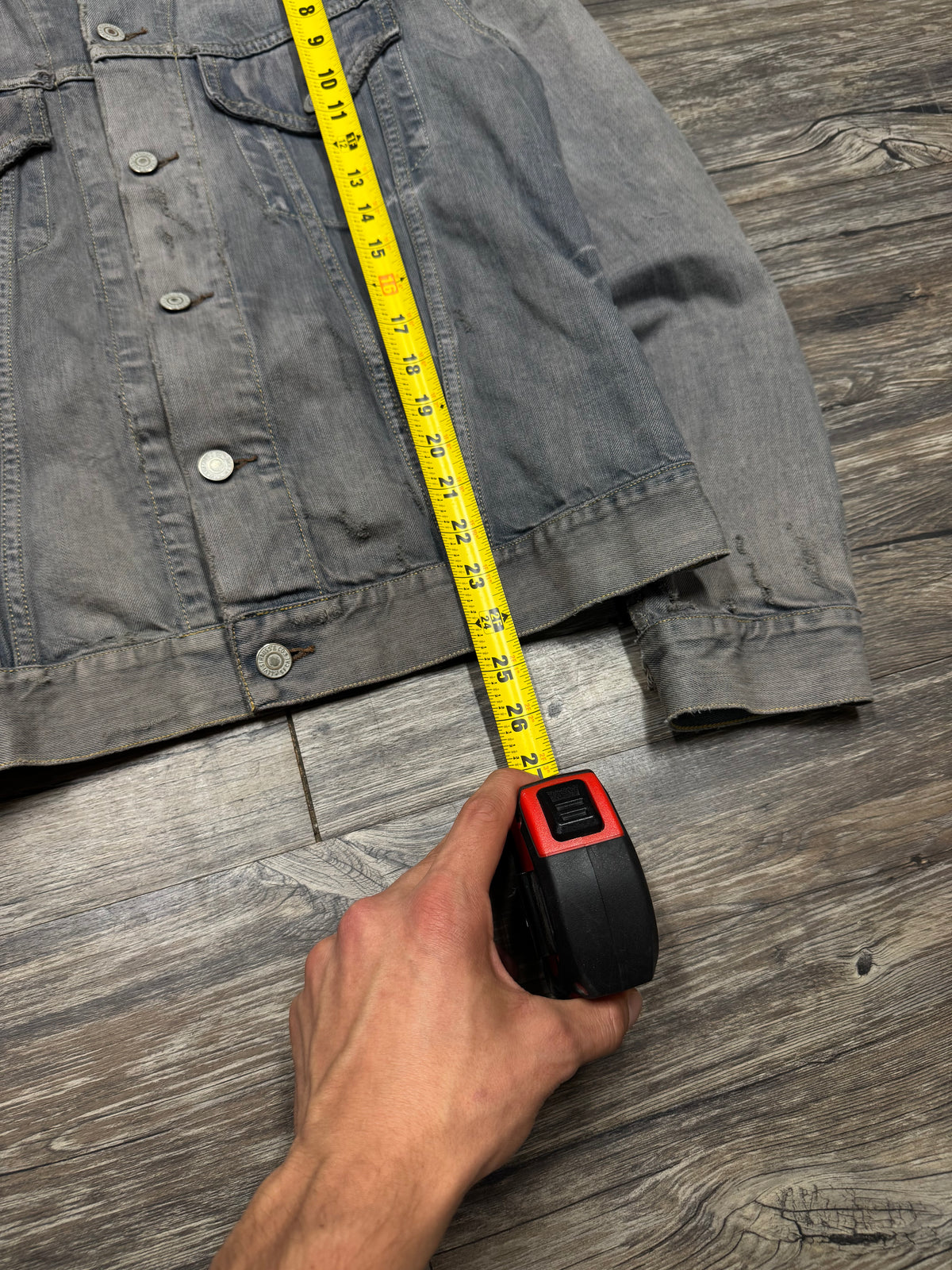 LEVI STRAUS DARK WASH DENIM JACKET (M)