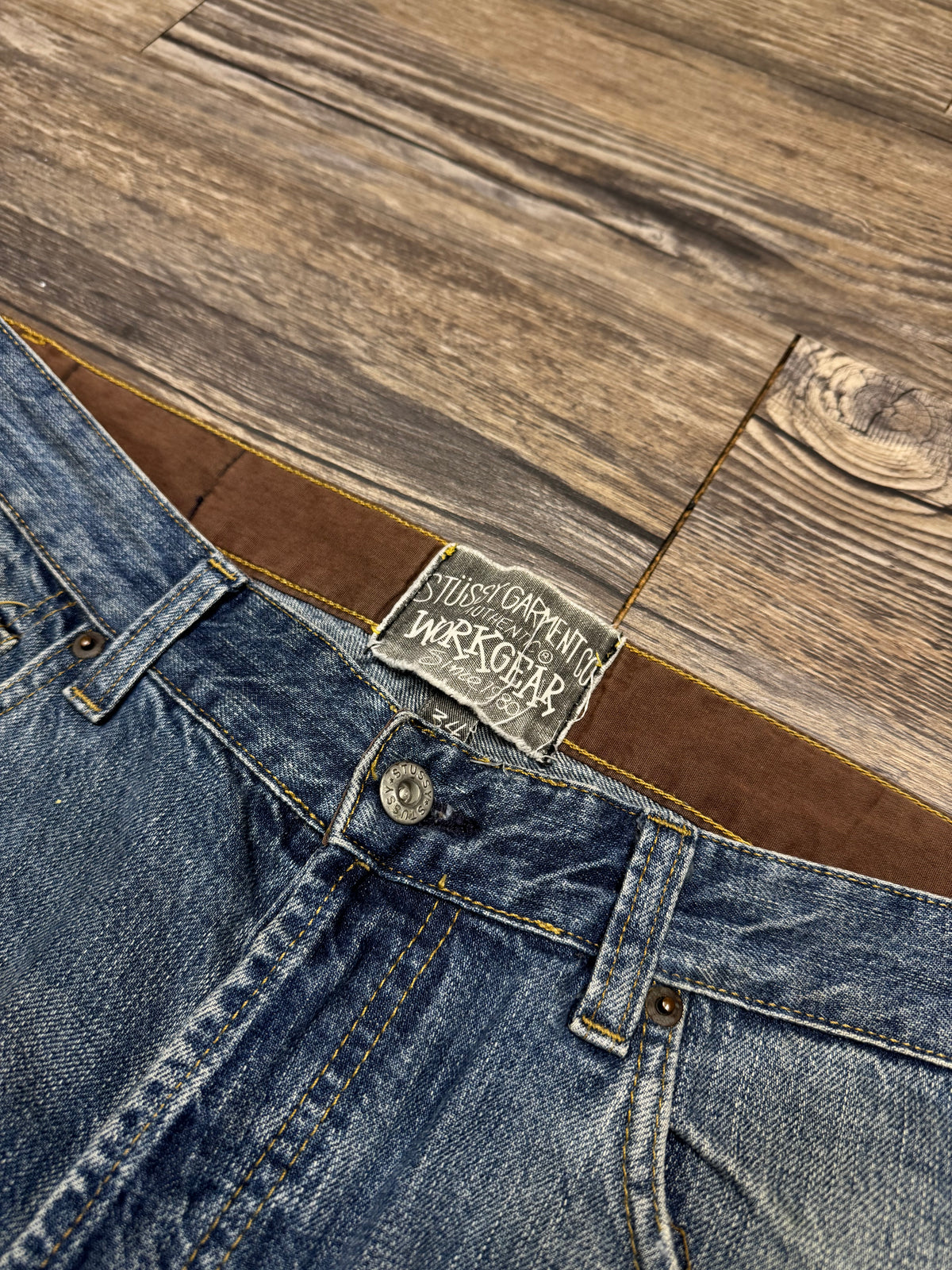 STUSSY WORKGEAR 90s DISTRESSED BIG OL’ WIDE LEG JEANS (33)