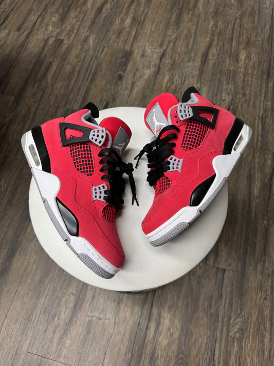 AIR JORDAN 4 RETRO TORO BRAVO (10.5)