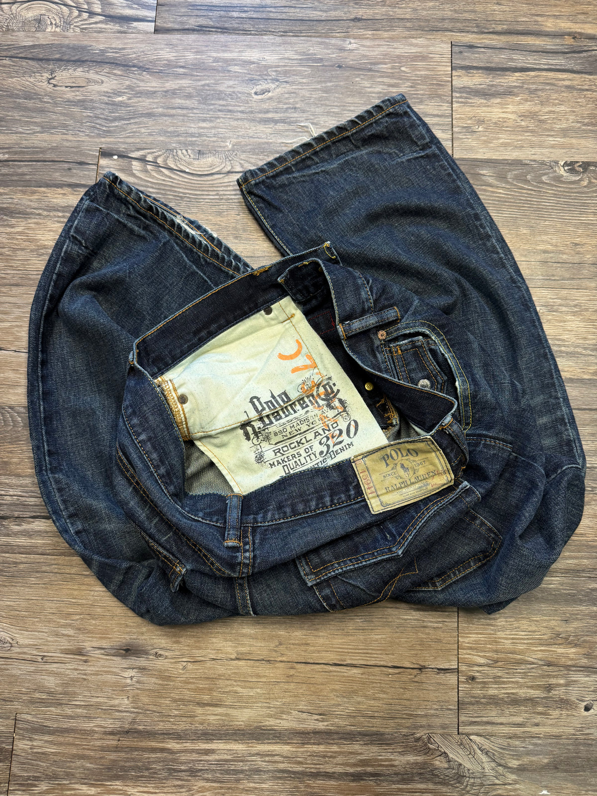 POLO RALPH LAUREN BOOTLEG FADED DARKWASH JEANS (33)