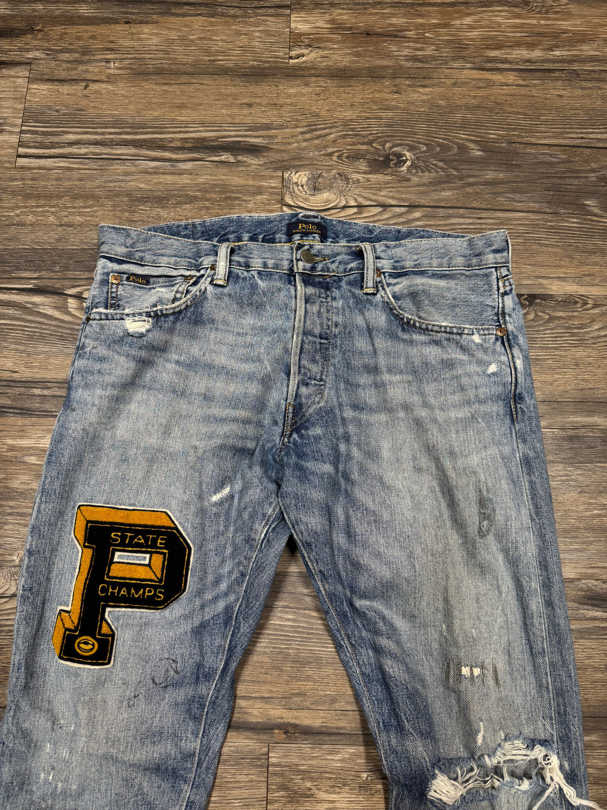POLO RALPH LAUREN PATCHWORK LIGHTWASH JEANS (33)