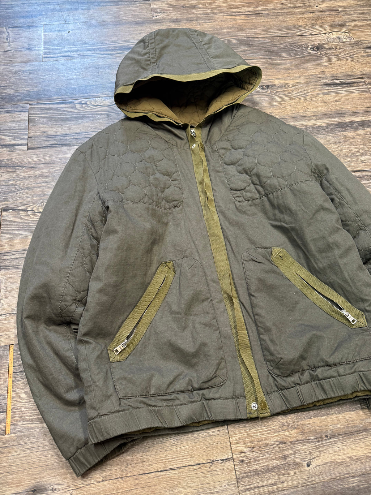 2000’s ARMANI EXCHANGE QUILTED ZIP UP BOMBER JACKET (XL)