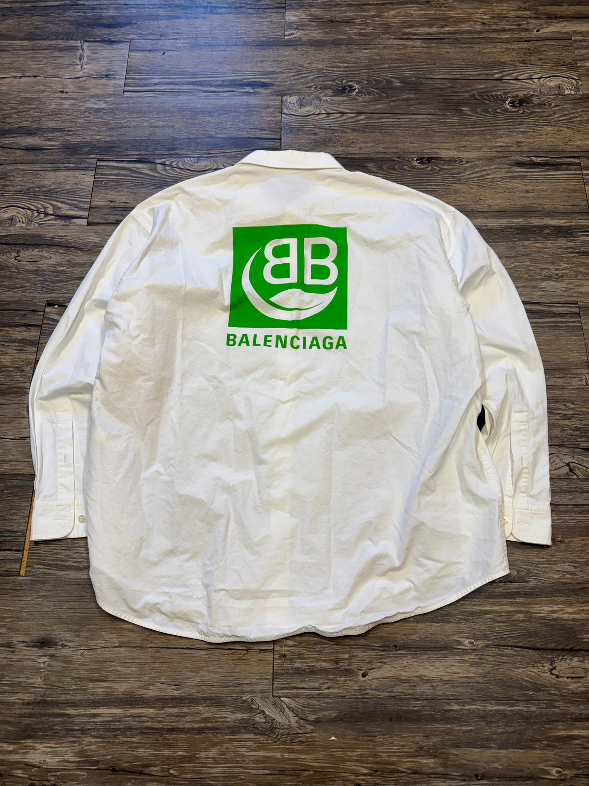 BALENCIAGA ECO FRIENDLY BUTTON UP DRESS SHIRT (M)