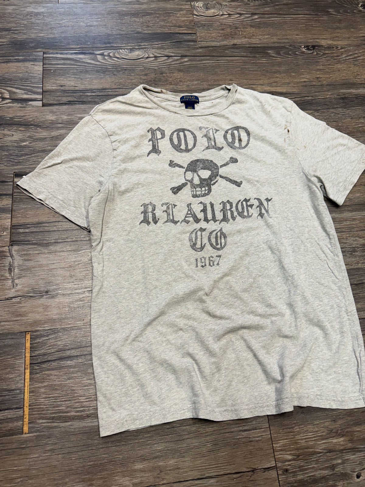 POLO RALPH LAUREN
GOTHIC SKULL LOGO SS TEE (M)