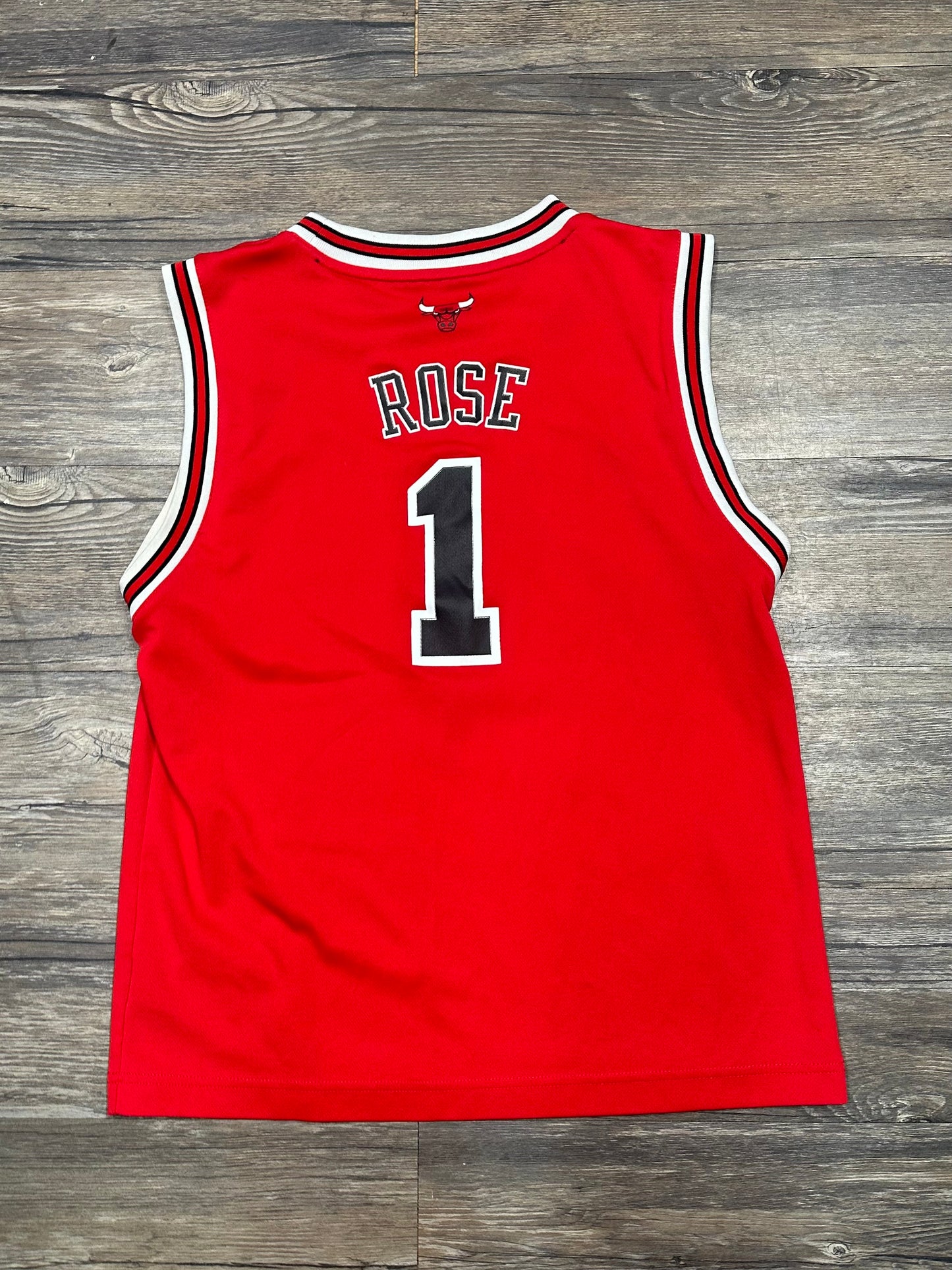 BULLS DERRICK ROSE JERSEY (LARGE)