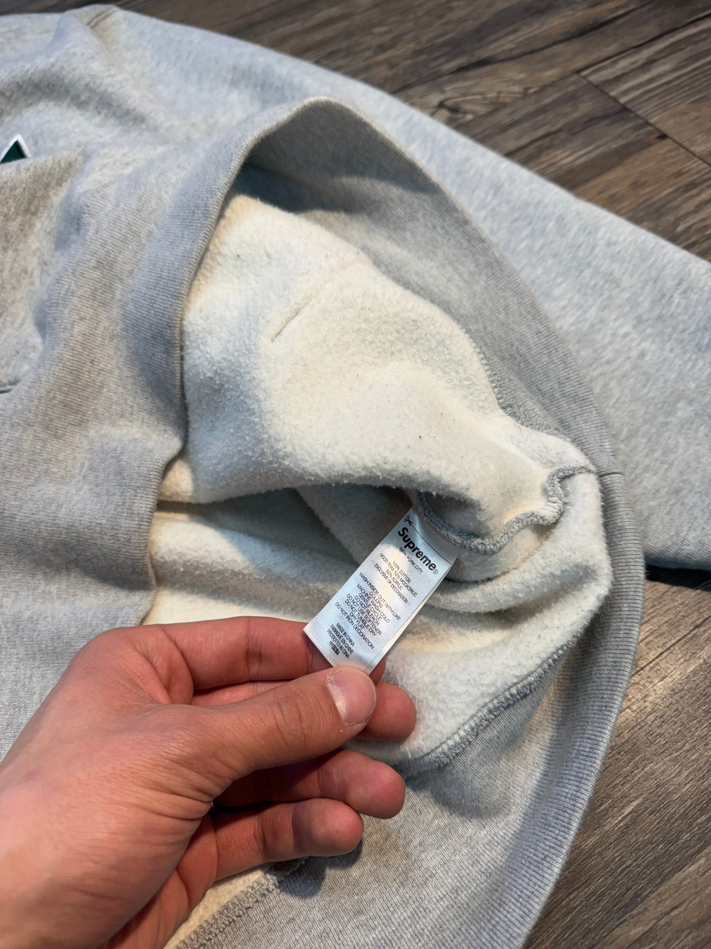 SUPREME LEOPARD TRIM LOGO HOODIE (M)