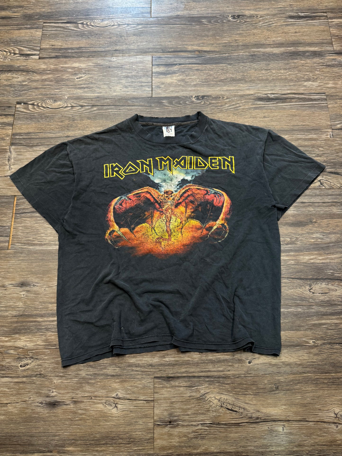 IRON MAIDEN VINTAGE DISTRESSED 90S T-SHIRT (XL)