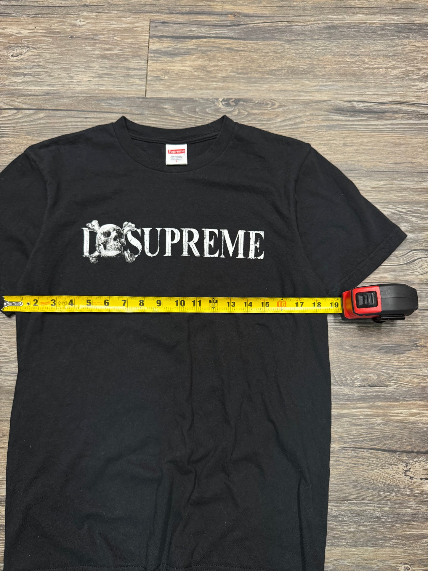 SUPREME FW25 BLACK SKULL TEE (S)