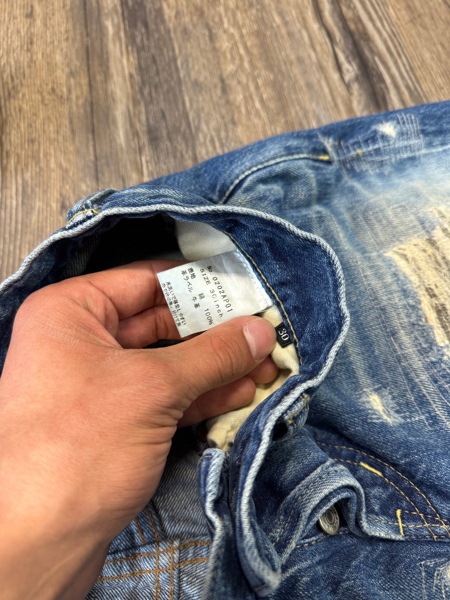 HYSTERIC GLAMOUR STUDDED DISTRESSED DENIM (30)