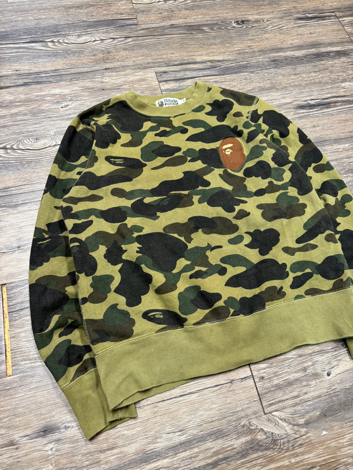 BAPE CLASSIC CAMO CREWNECK (M)