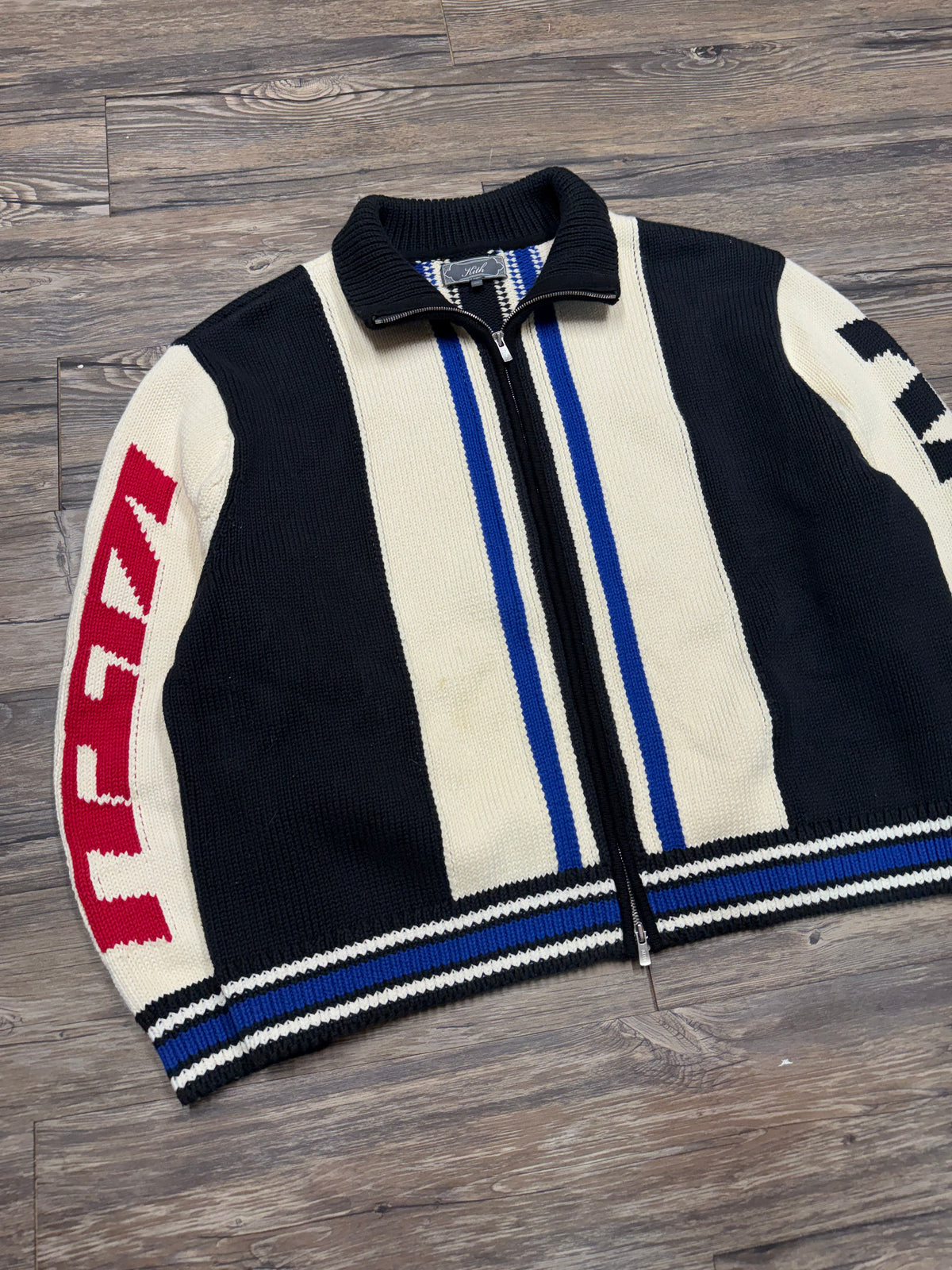 KITH COLOR BLOCKED MOTO FULL-ZIP KYOMA SANDRIFT SWEATER (XL)
