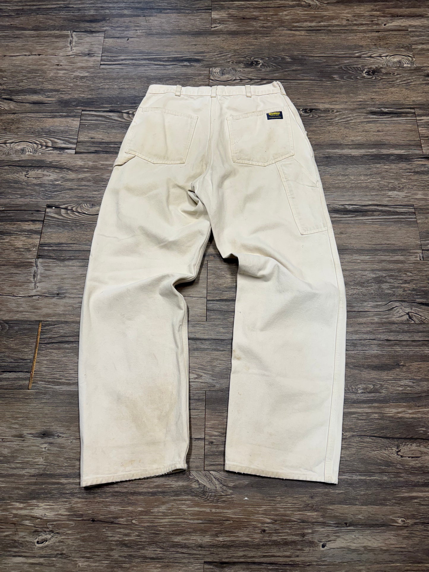 OSHKOSH VINTAGE OFF WHITE DISTRESSED JEANS (30)