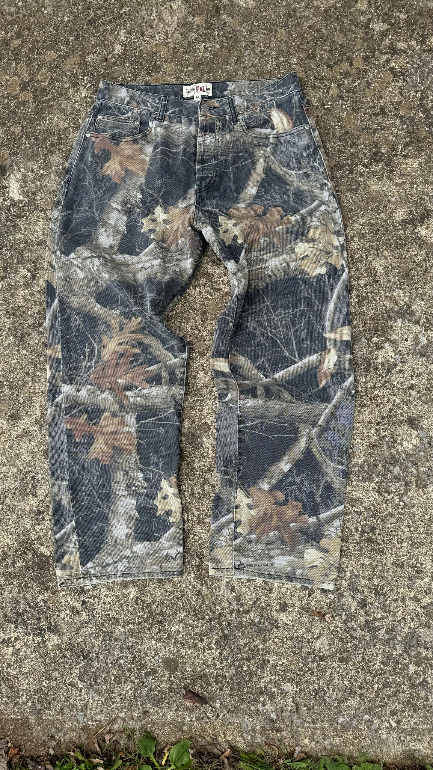 STUSSY REALTREE CAMO BIG OL' JEANS (30)