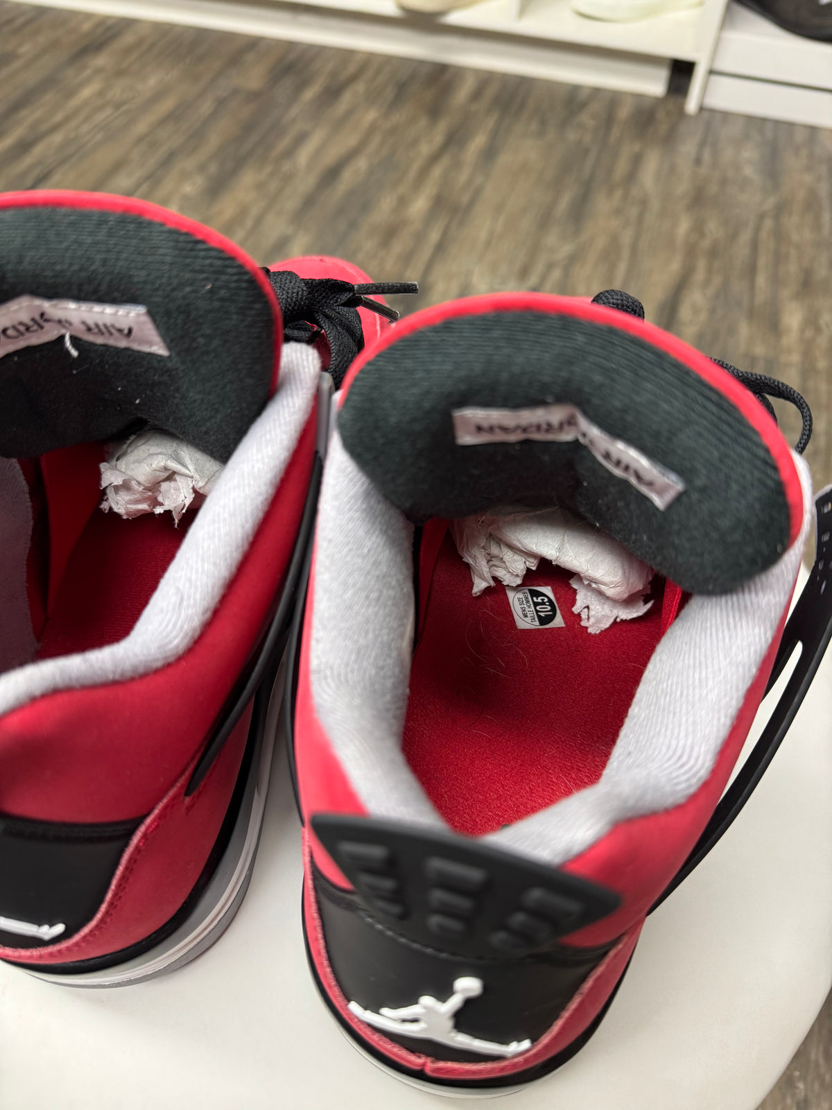 AIR JORDAN 4 RETRO TORO BRAVO (10.5)