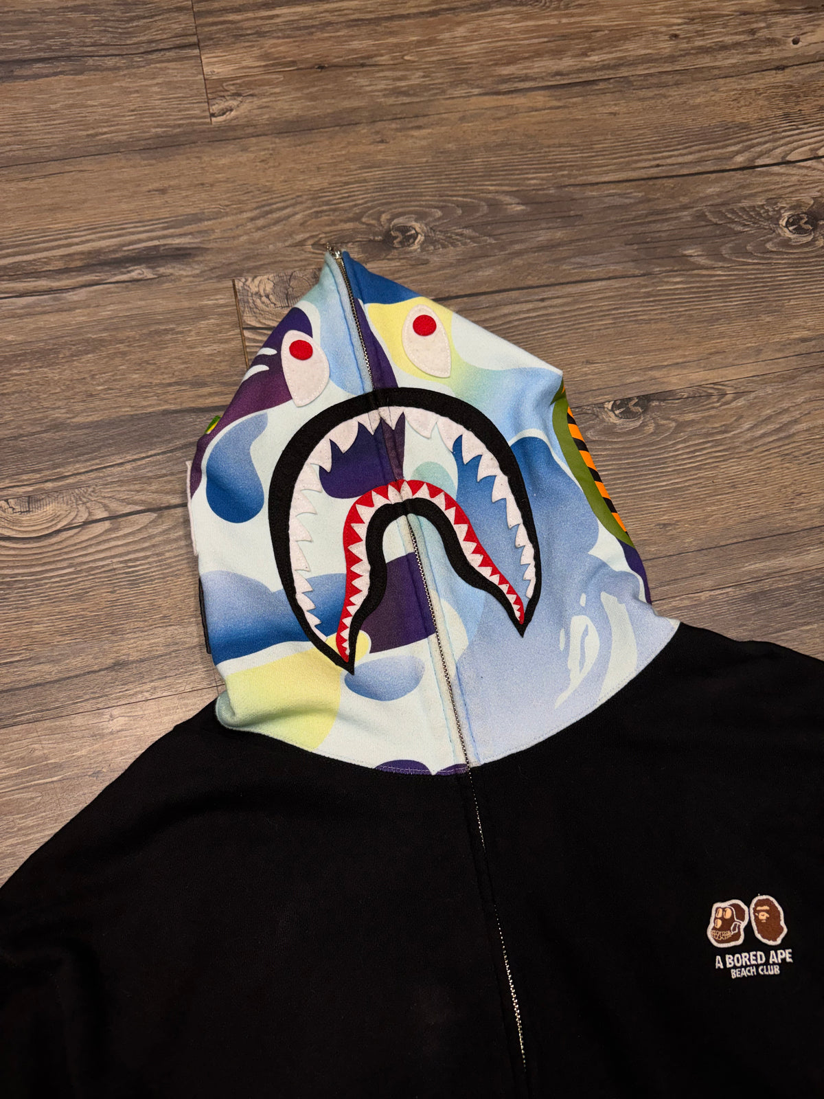 BAPE X BAYC SHARK FULL ZIP HOODIE (XL)
