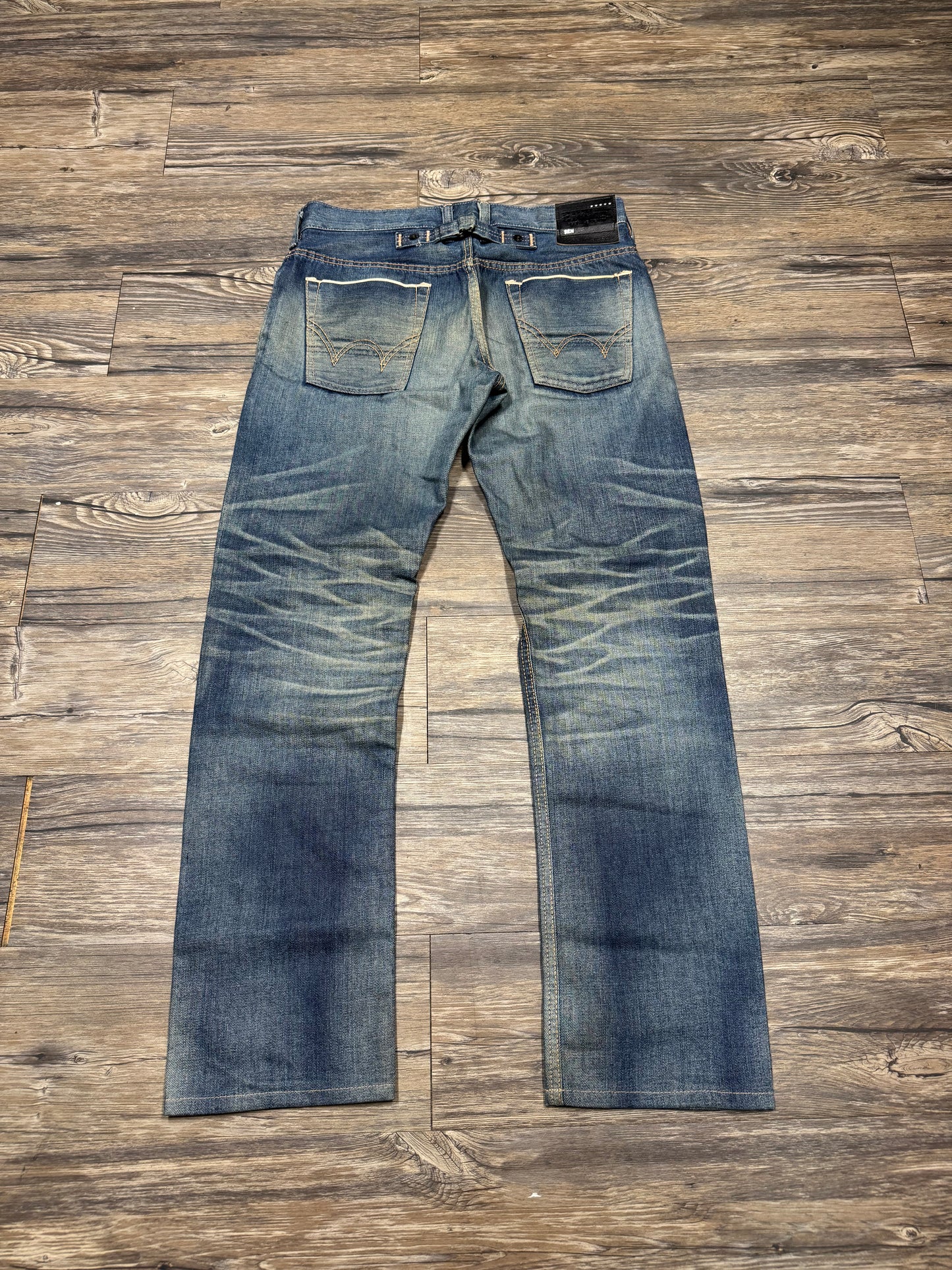 EDWINS SELVEDGE LIGHTWASH FADED JEANS (28)