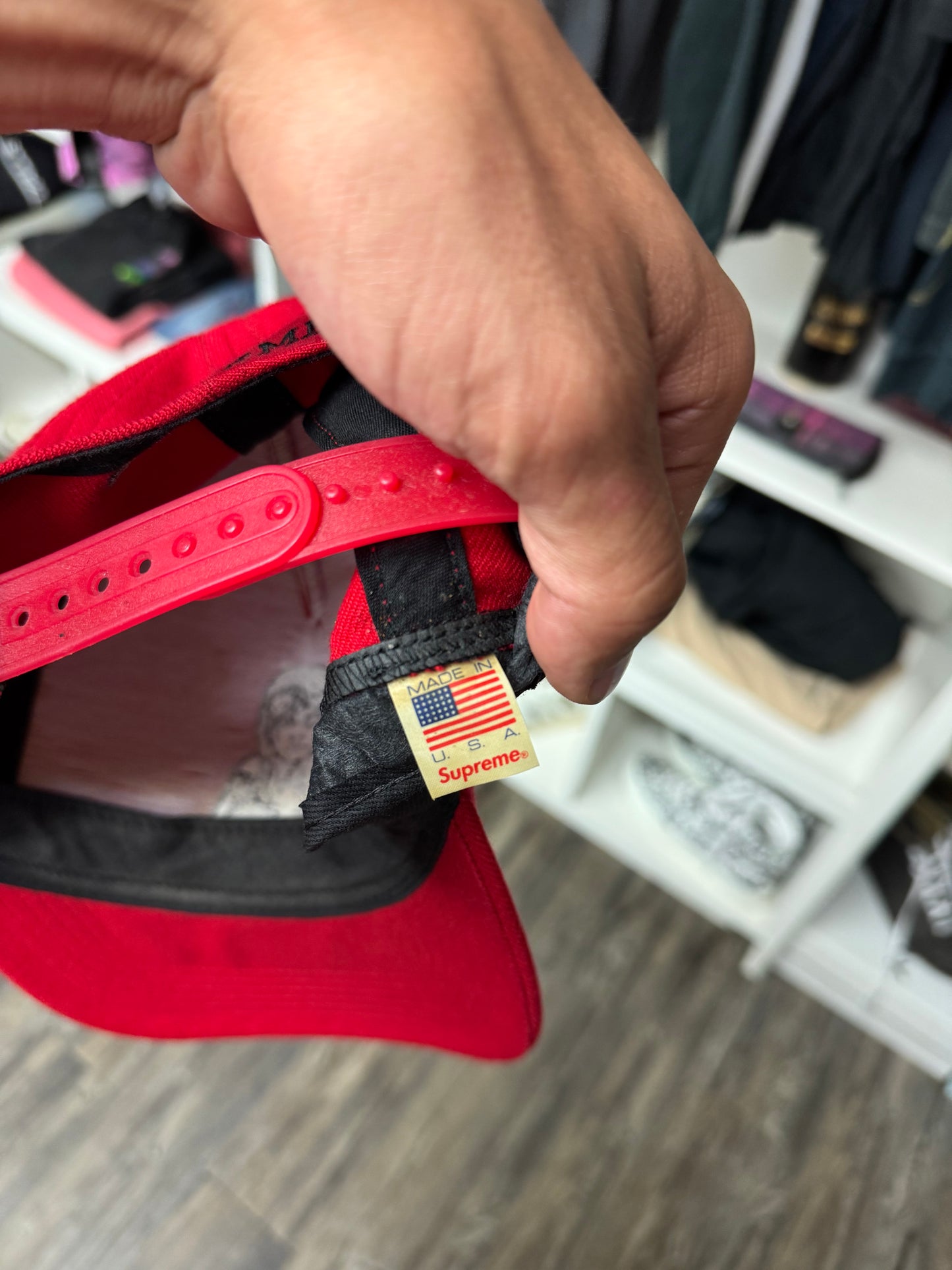 SUPREME ‘LES MISERABLES’ YOUTH CREW SNAP-BACK HAT (OS)