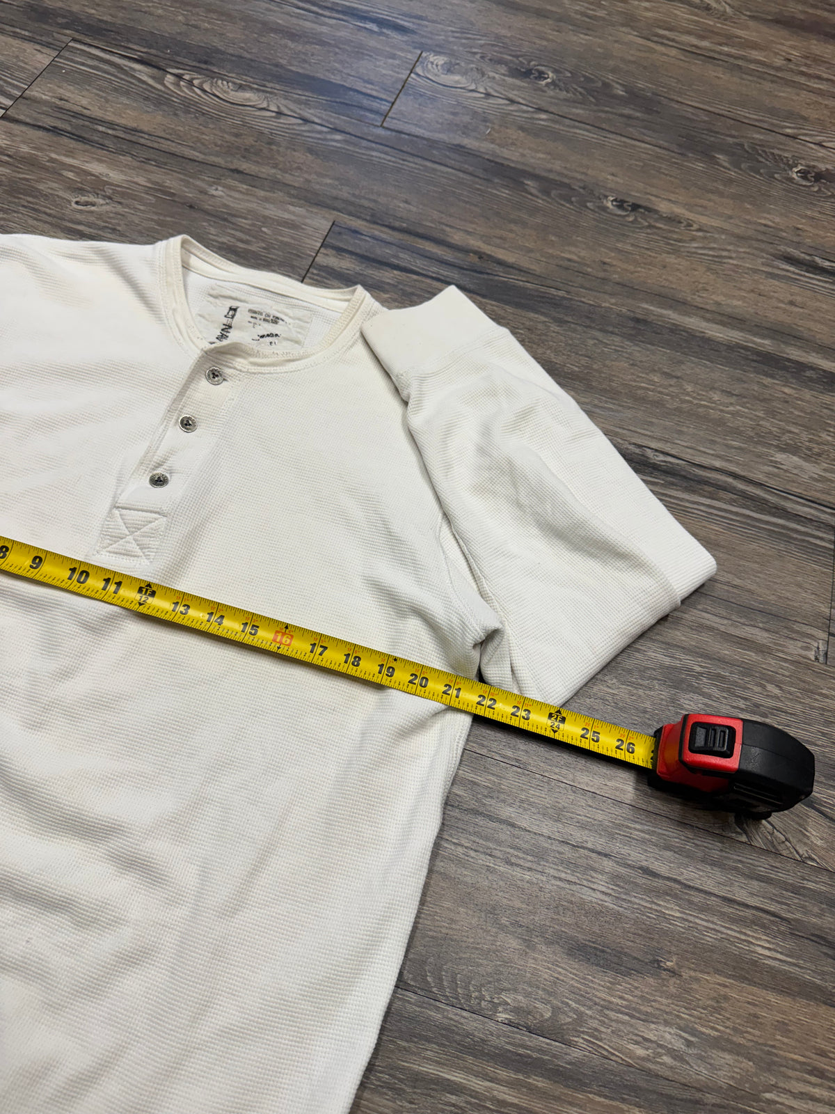 2000’s OLD NAVY RIBBED WAFFLE HENLEY (L)