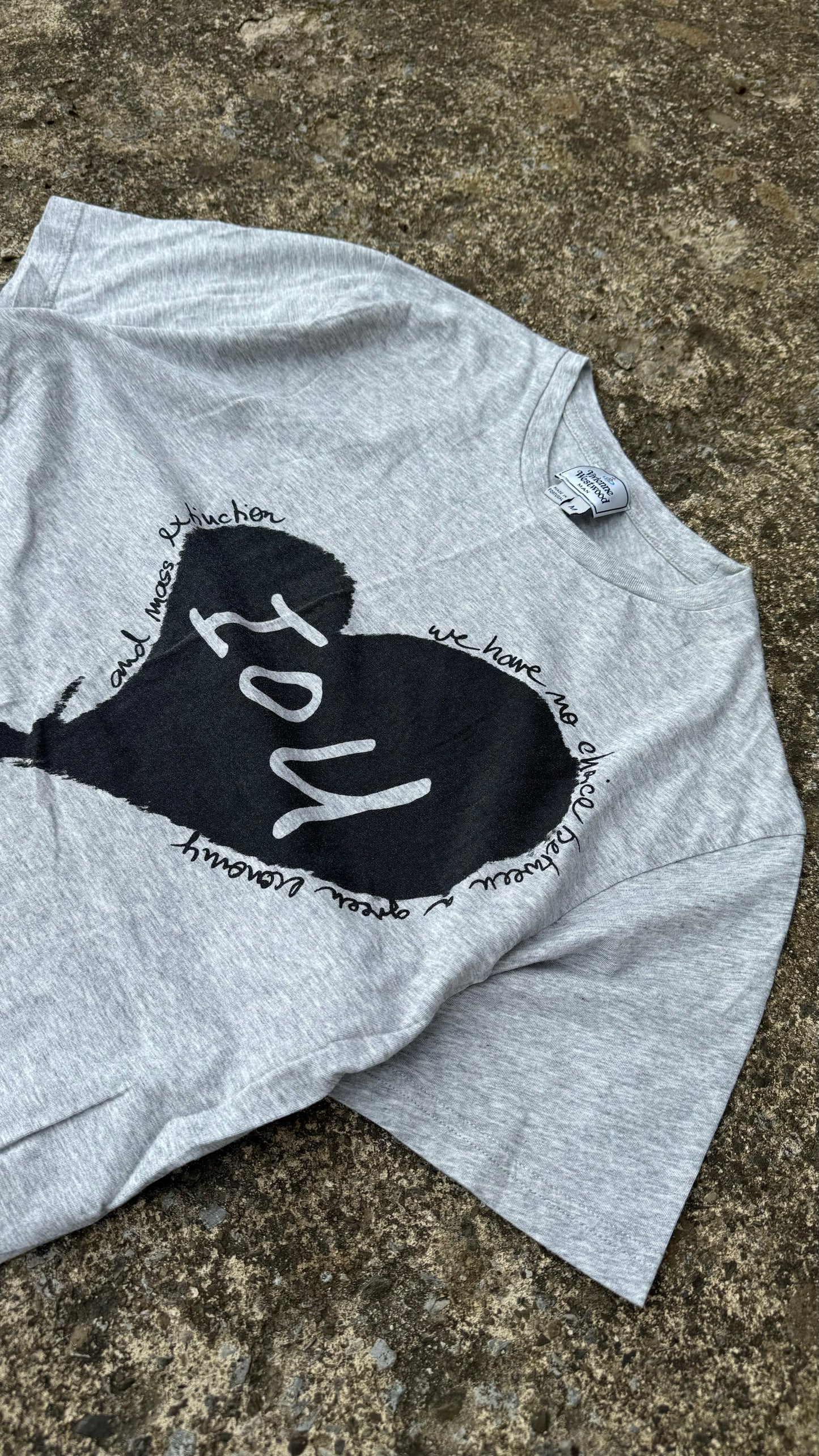 VIVIENNE WESTWOOD IOU GRAPHIC TEE (M)