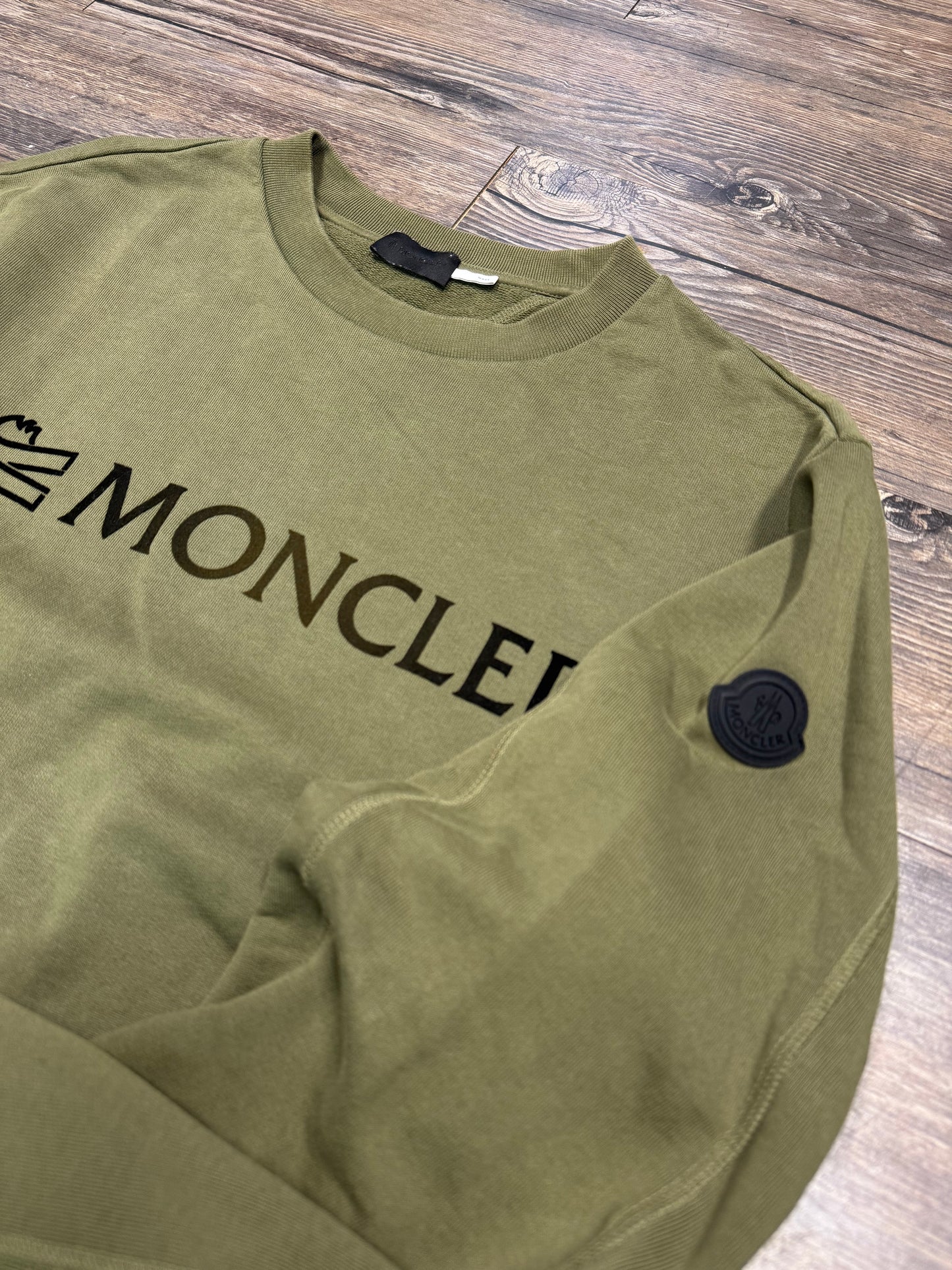 MONCLER LOGO OLIVE GREEN CREWNECK (XL)
