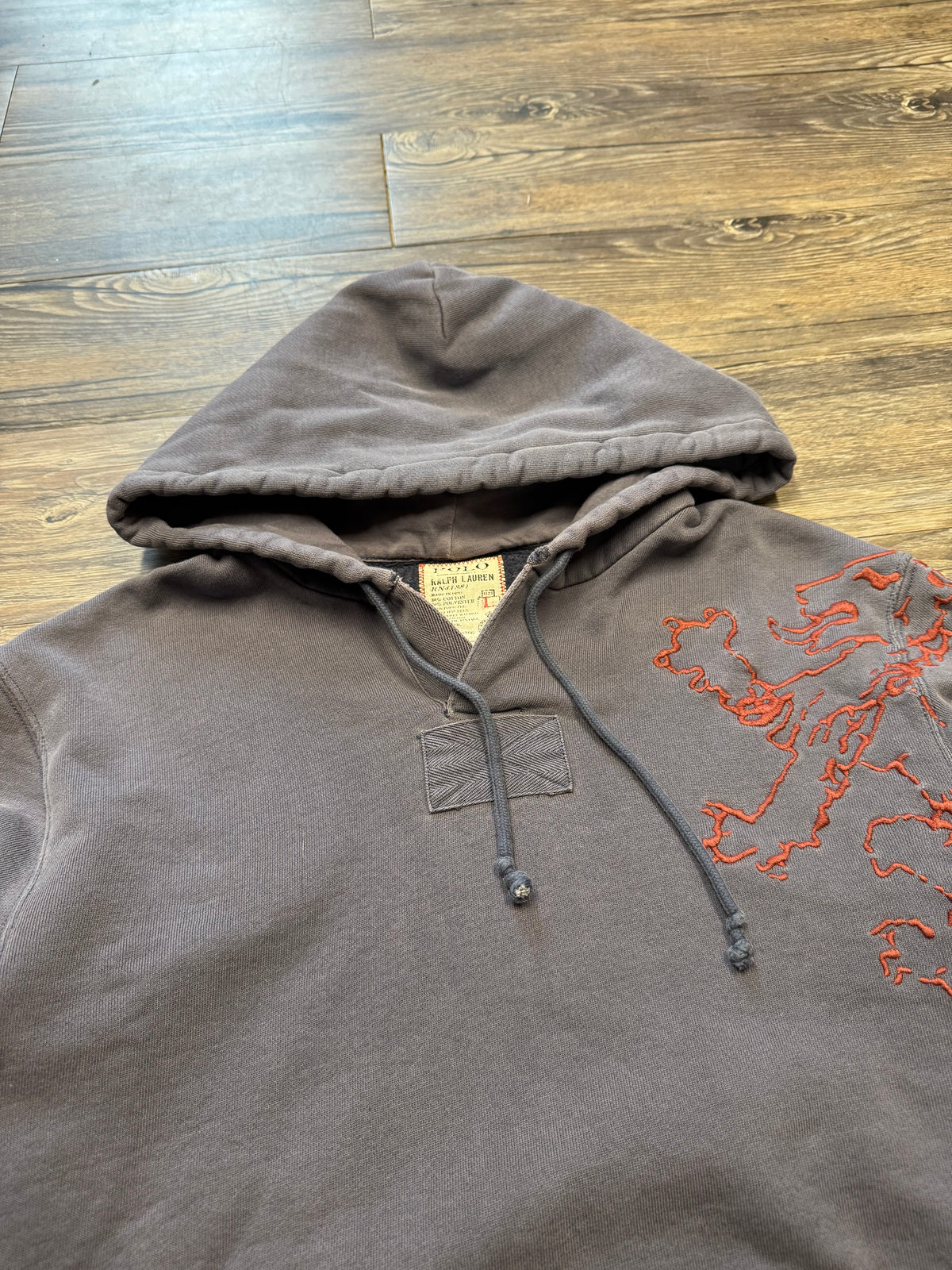 POLO RALPH LAUREN EMBROIDERED LION HENLEY HOODIE (M)