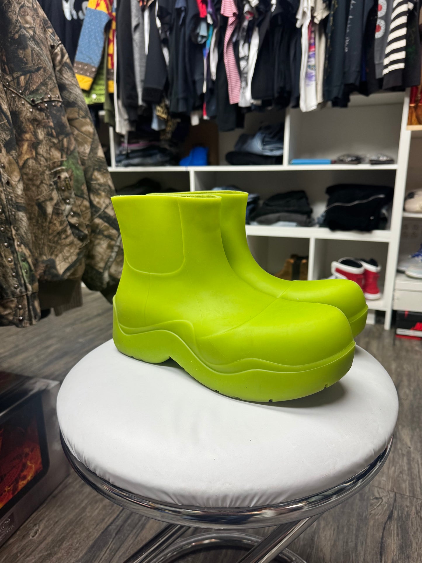 BOTTEGA VENETA BOOTS (10.5)