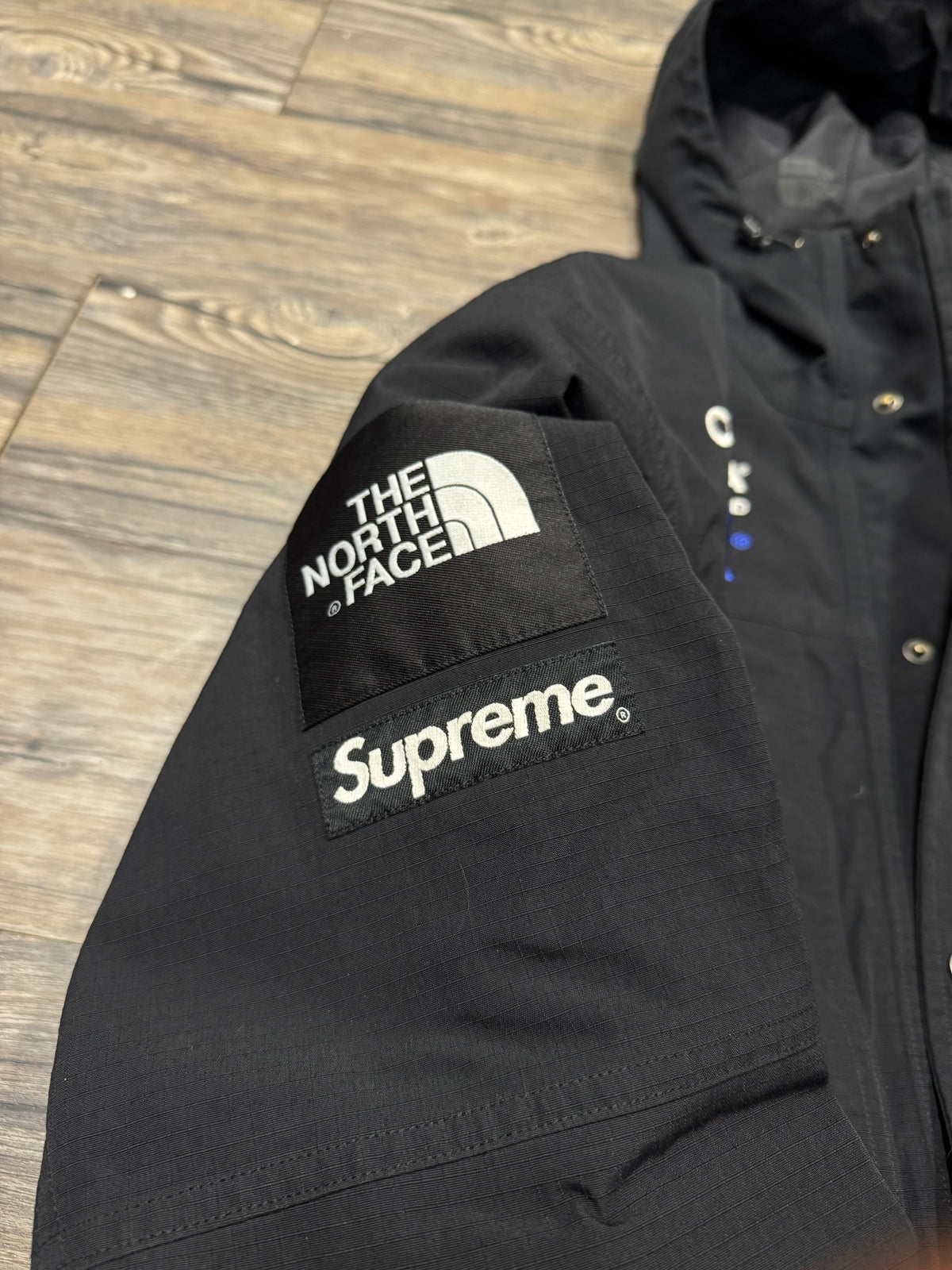 SUPREME X CORDURA FW/18 FACE EXPEDITION GORETEX BLACK ZIP UP JACKET (L)