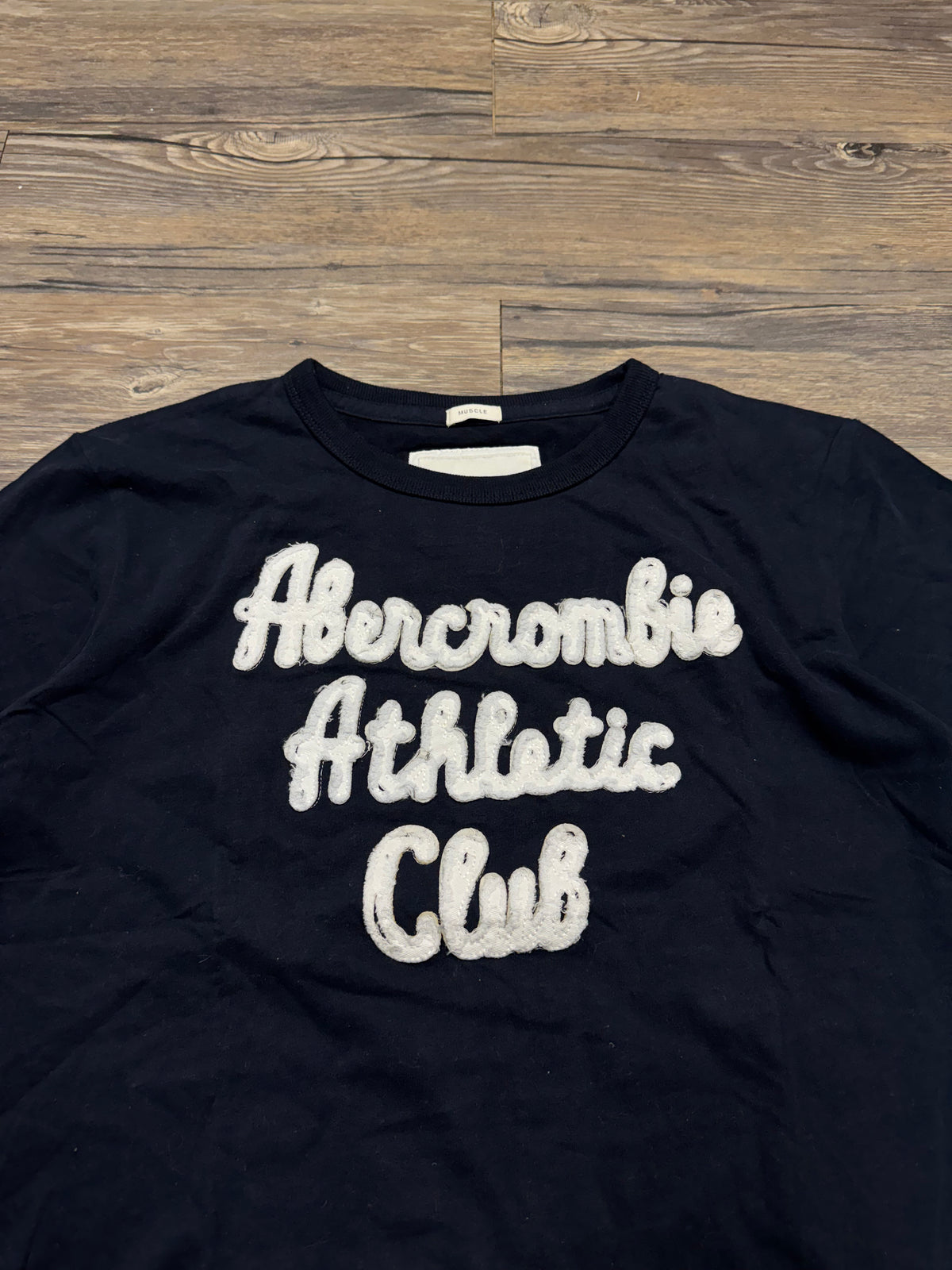 ABERCROMBIE & FITCH ATHLETIC CLUB T-SHIRT (L)