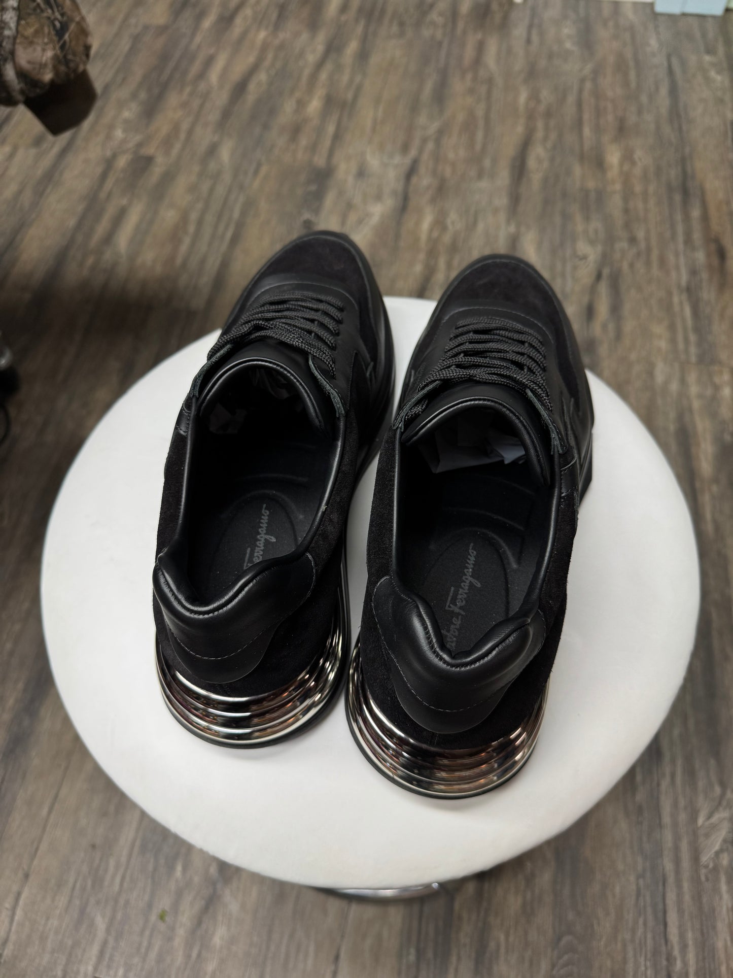 SALVATORE FERRAGAMO BROOKLYN BLACK LOW TOP SNEAKERS (10.5)