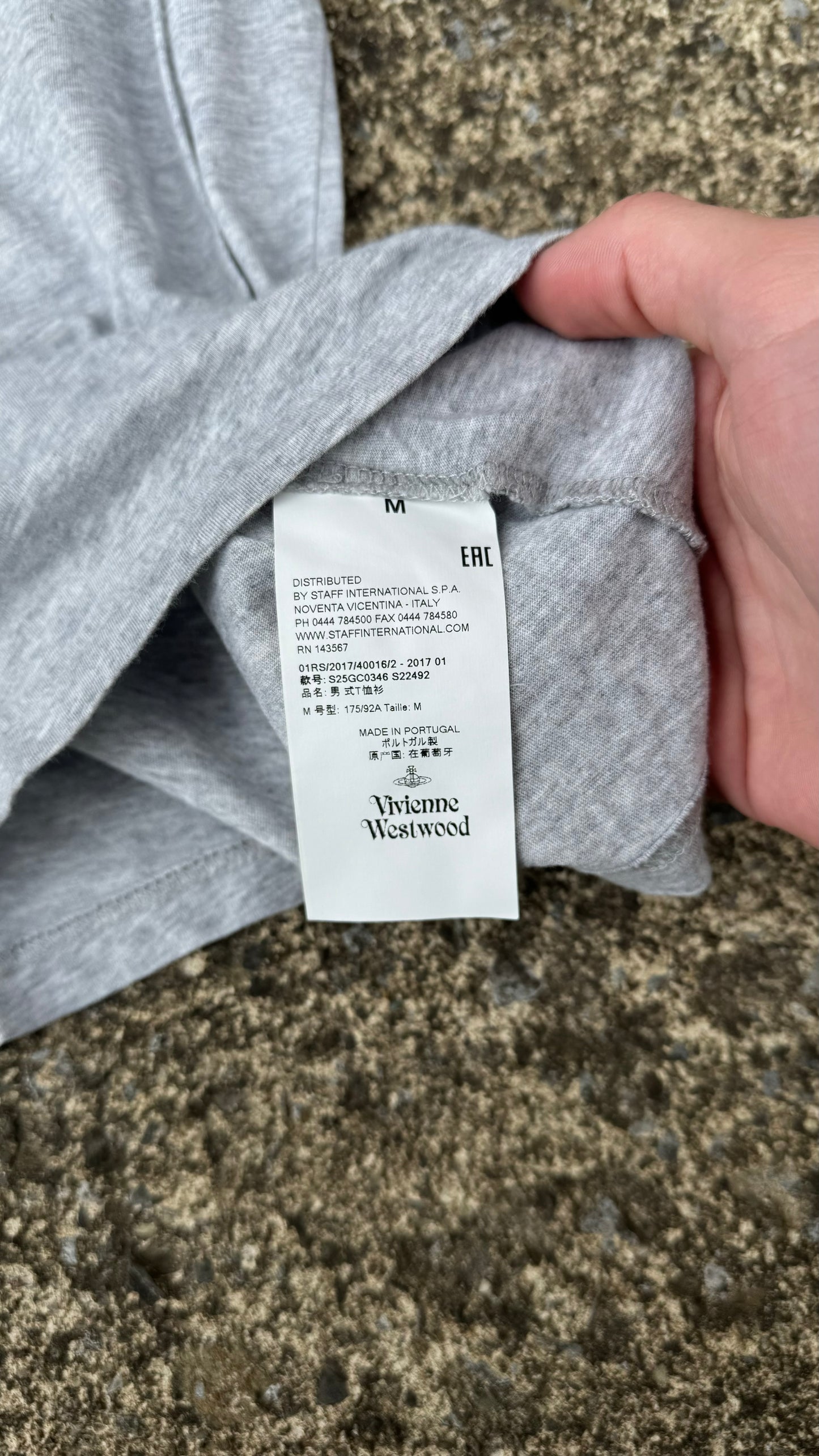 VIVIENNE WESTWOOD IOU GRAPHIC TEE (M)