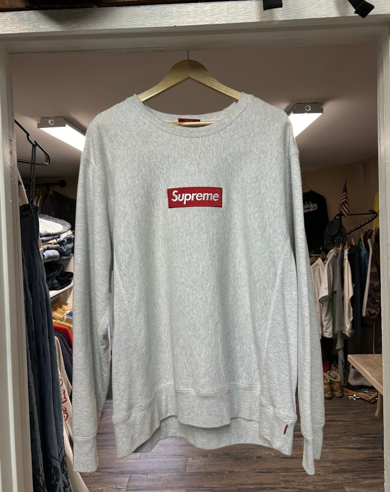 SUPREME GREY SUPREME BOGO CREWNECK