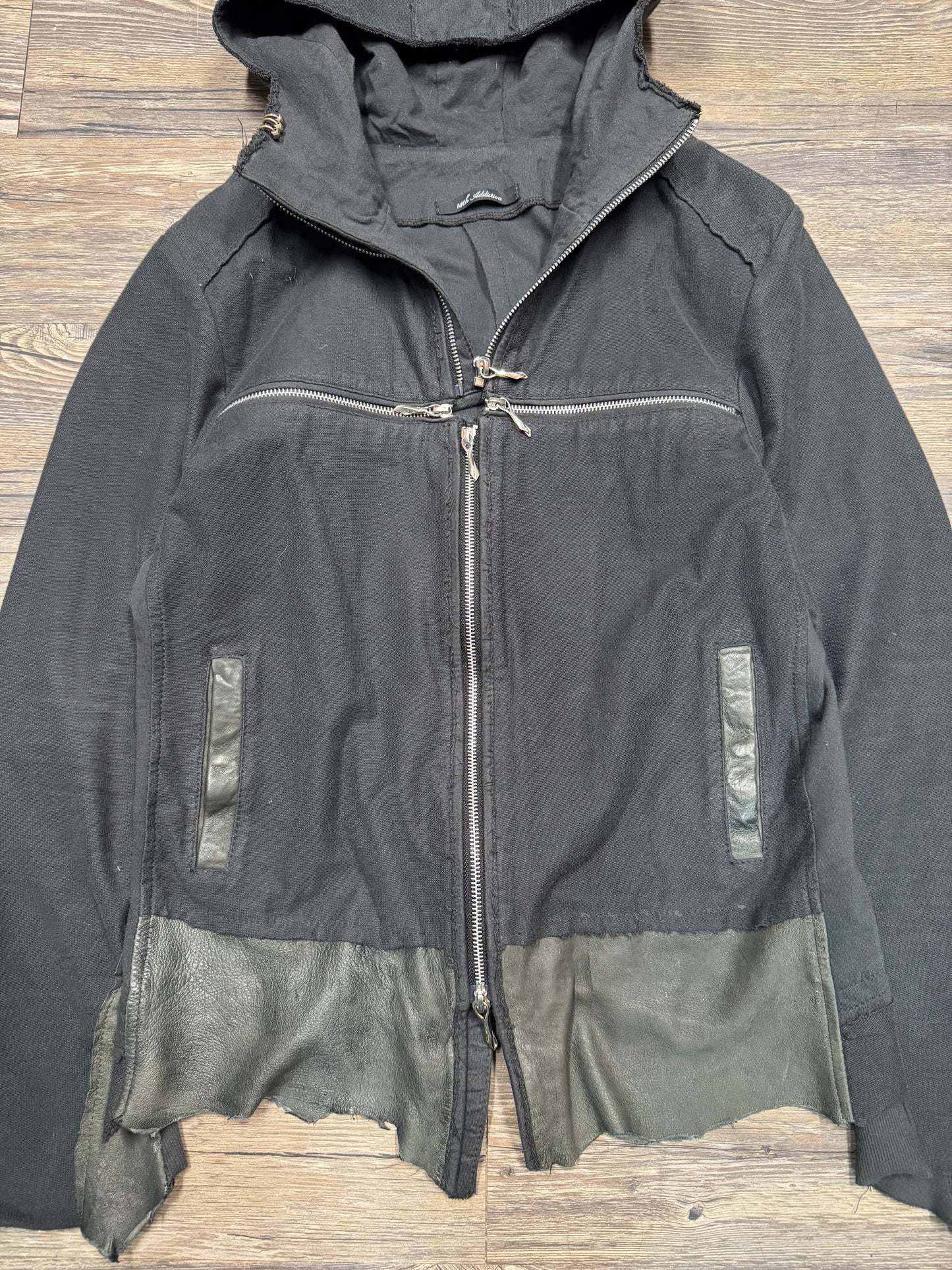 14TH ADDICTION LAMBSKIN CROSS ZIP (3)