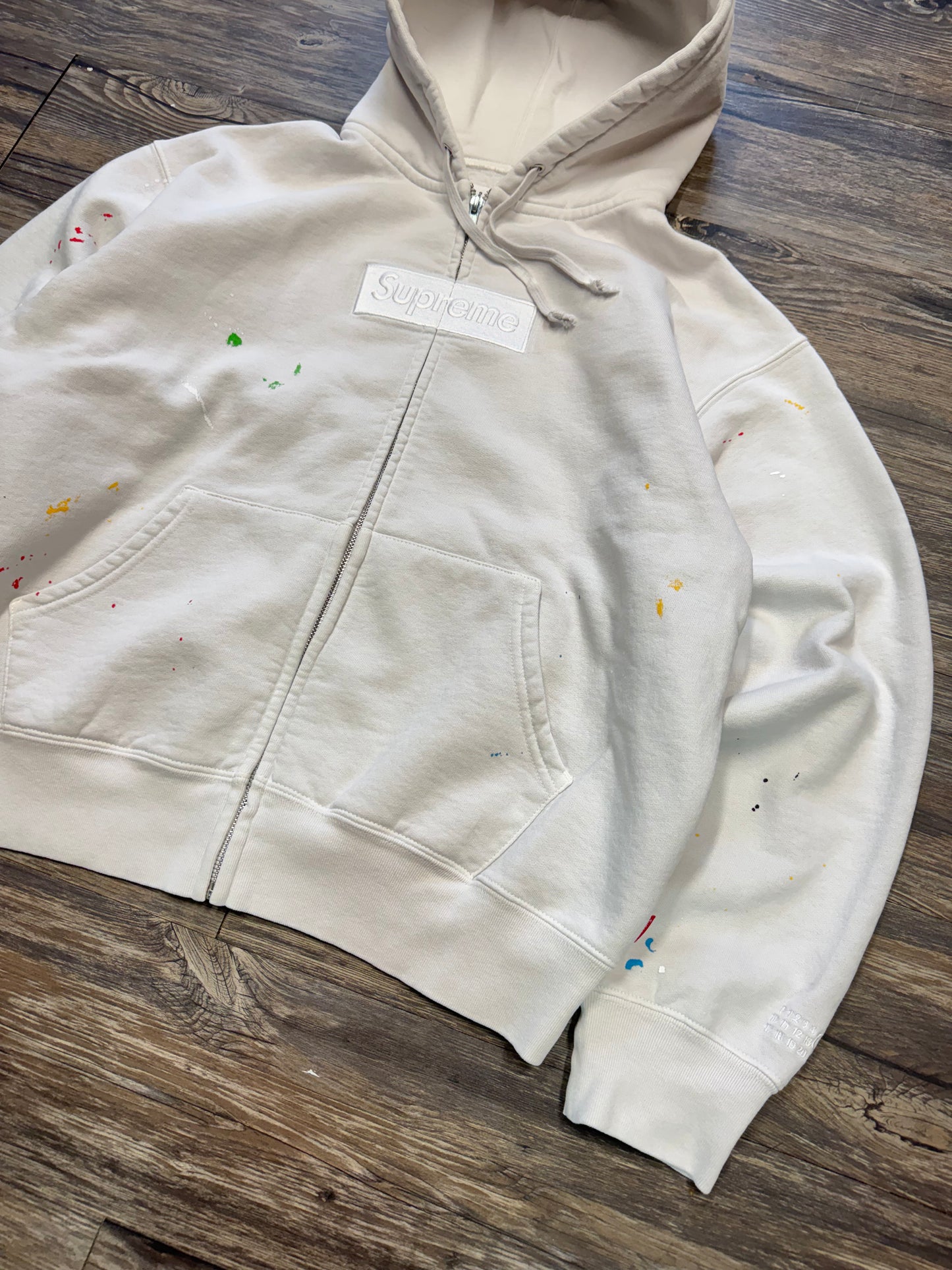 SUPREME MAISON MARGIELA MM6 WHITE BOX LOGO ZIP-UP (S)