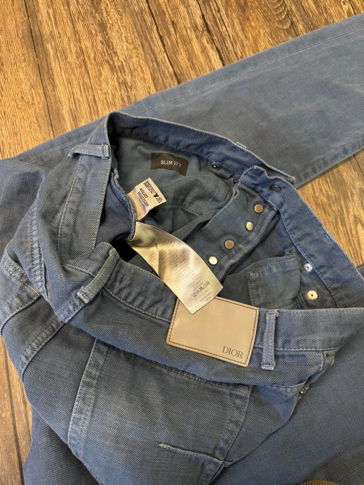 DIOR LIGHT BLUE SLIM DENIM JEANS (30)