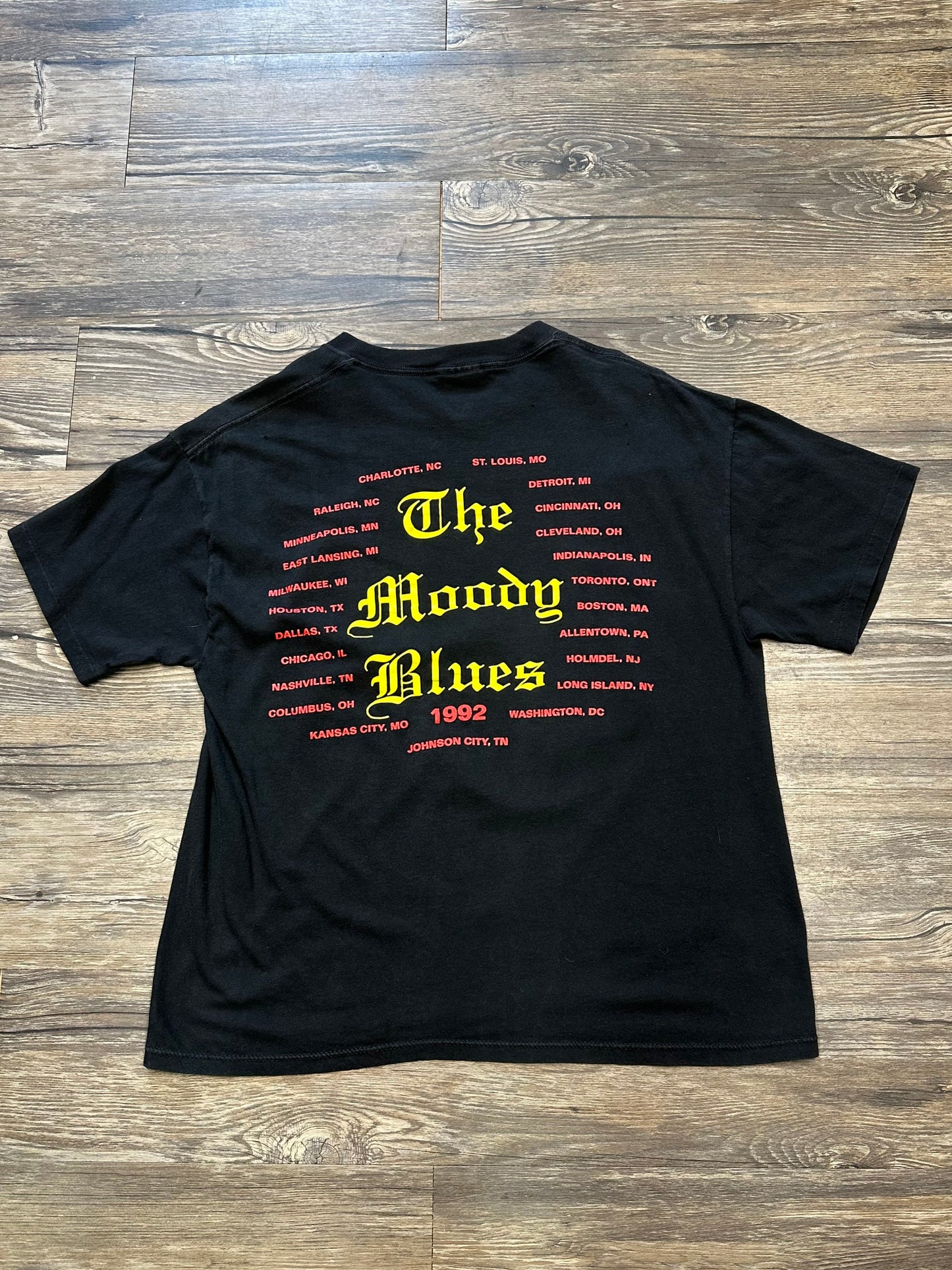THE MOODY BLUES BAND T-SHIRT (XL)