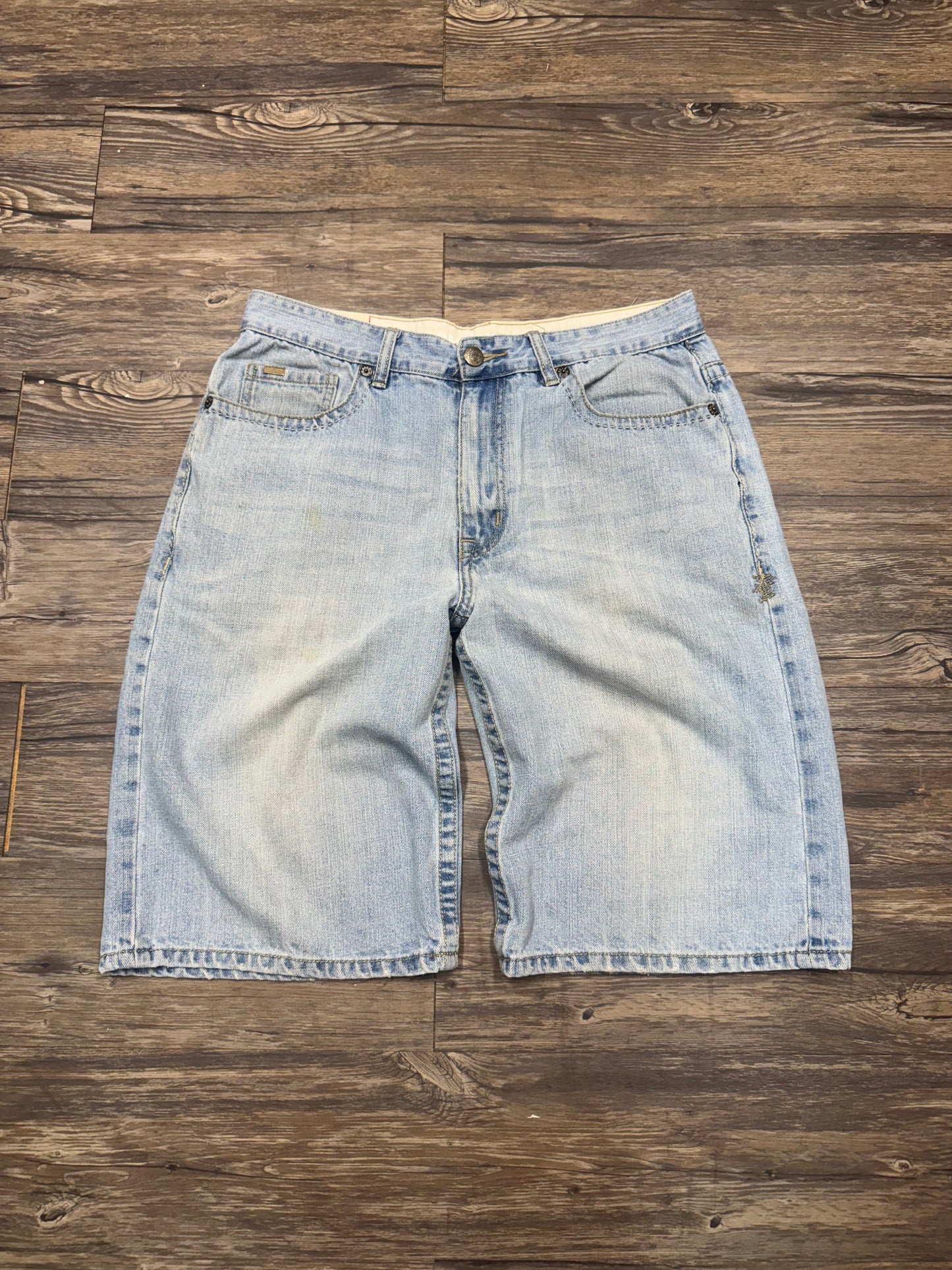 Y2K ECKO SHIELD POCKET JORTS (34)