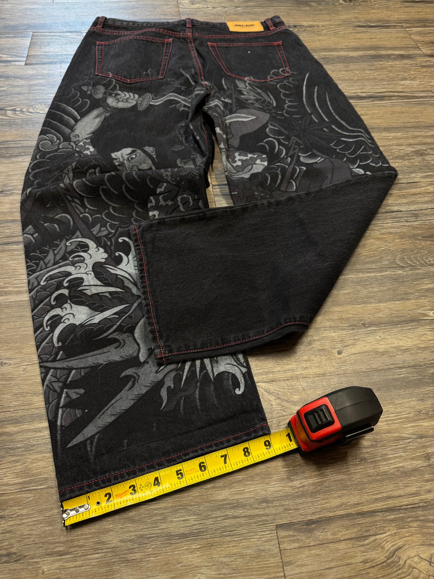 PALACE FW25 SUSANOO P90 STENCIL BAGGY DENIM (34)