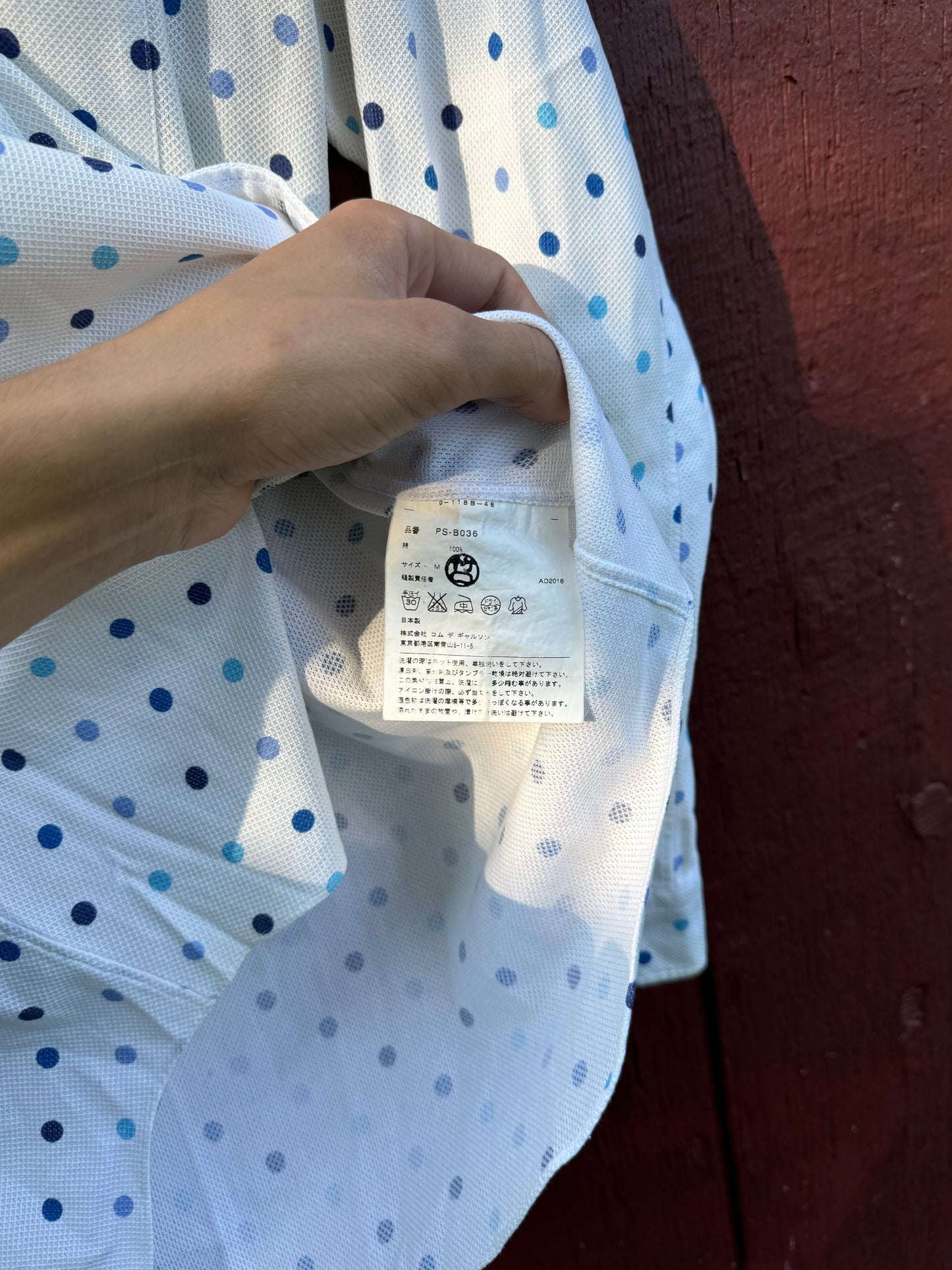 COMMES DES GARÇONS POLKA DOT BUTTON UP (M)