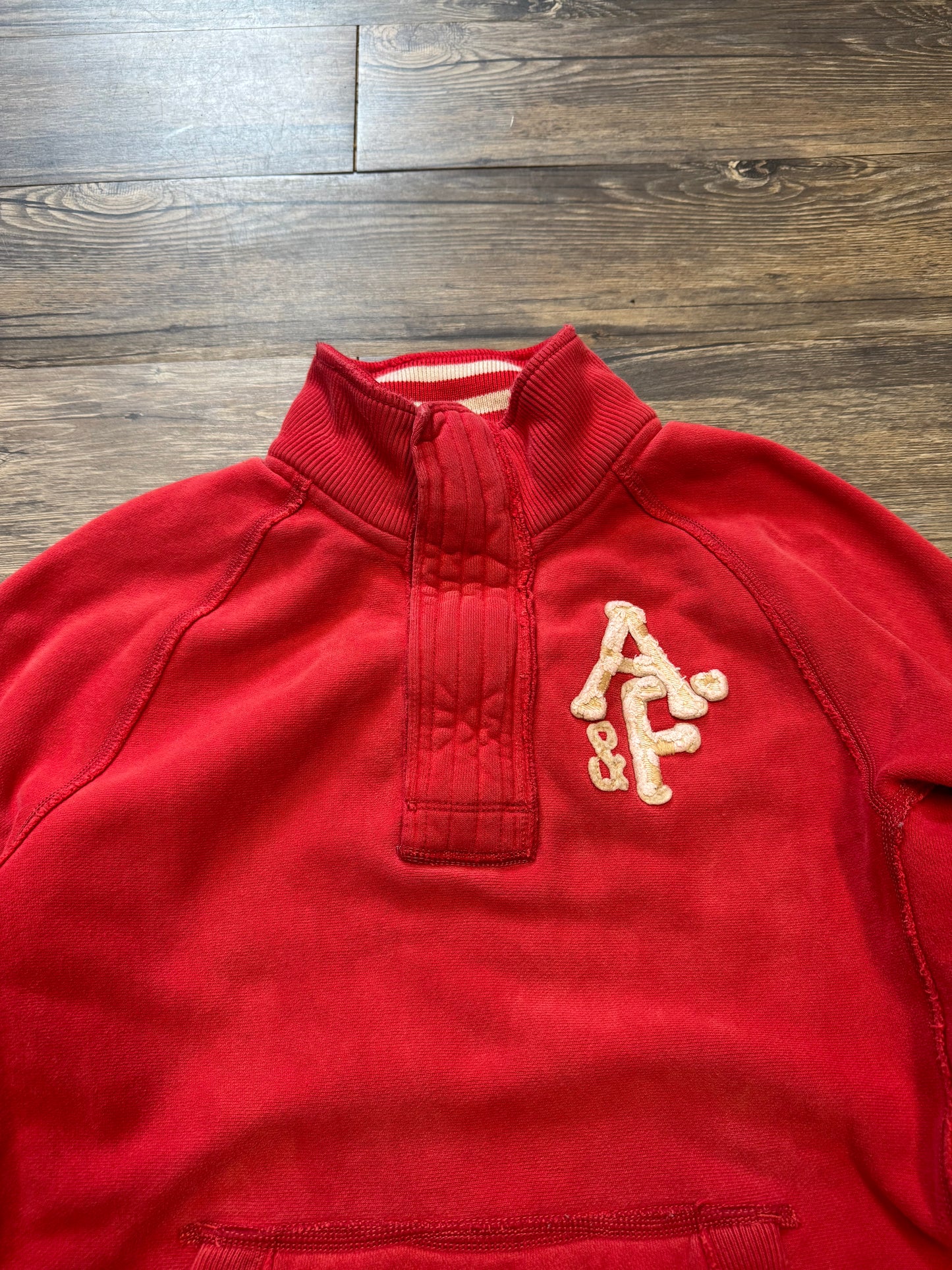 ABERCROMBIE & FITCH RIBBED POCKET QUARTER-ZIP (L)